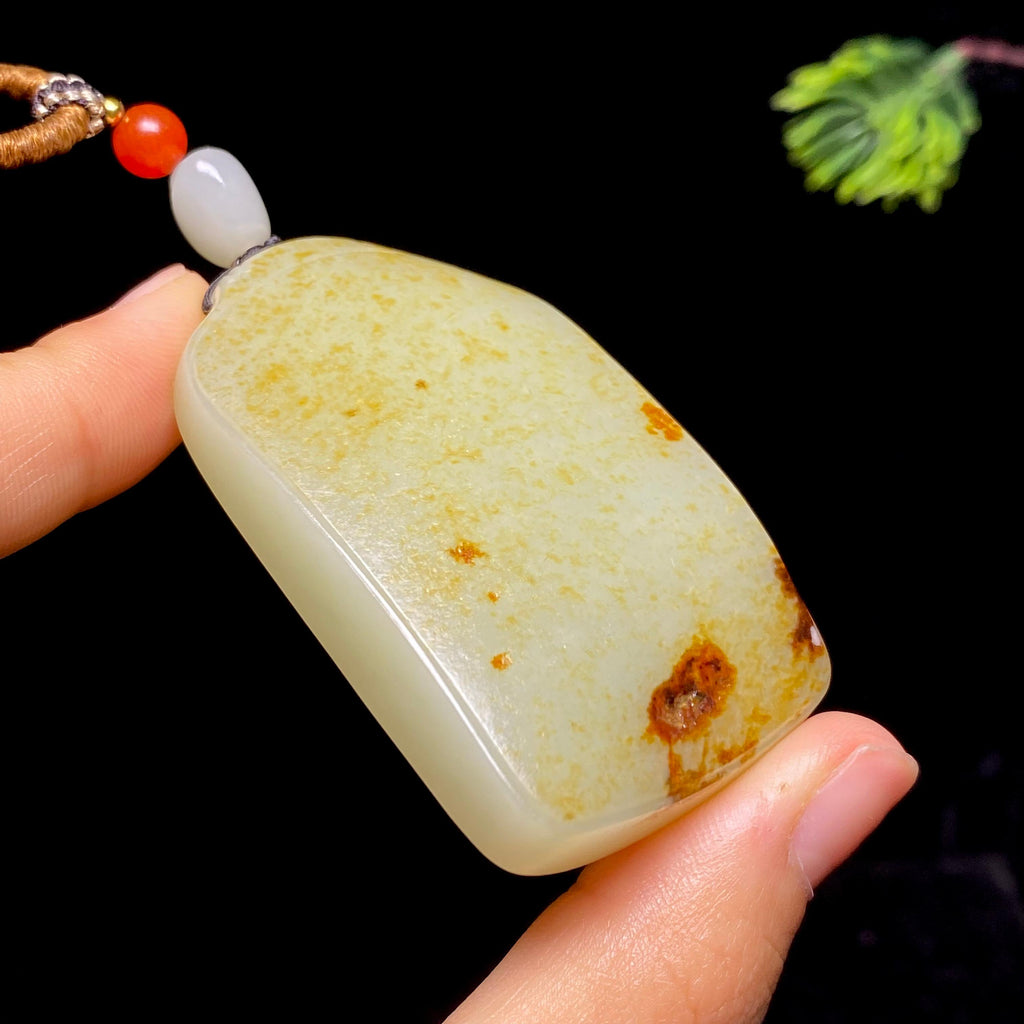 和田玉籽料无事牌（66.5g）