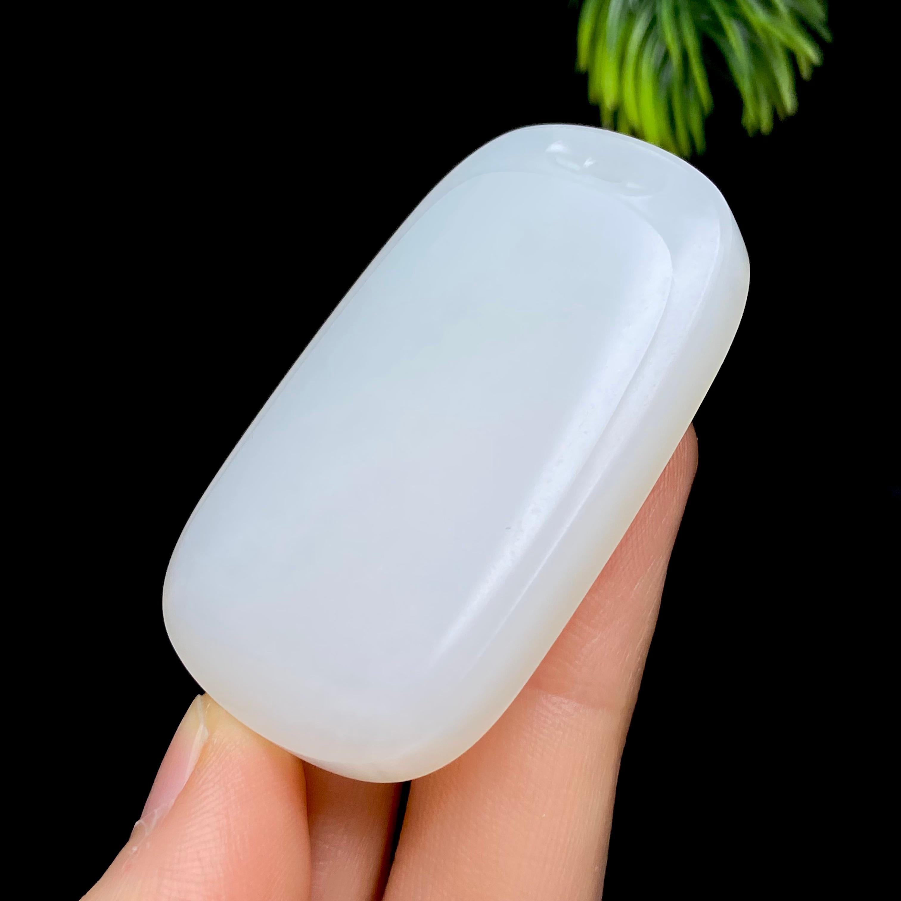 和田玉新疆料白玉无事牌（40.8g）