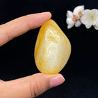 和田玉洒金皮籽料手把件（61.1g）