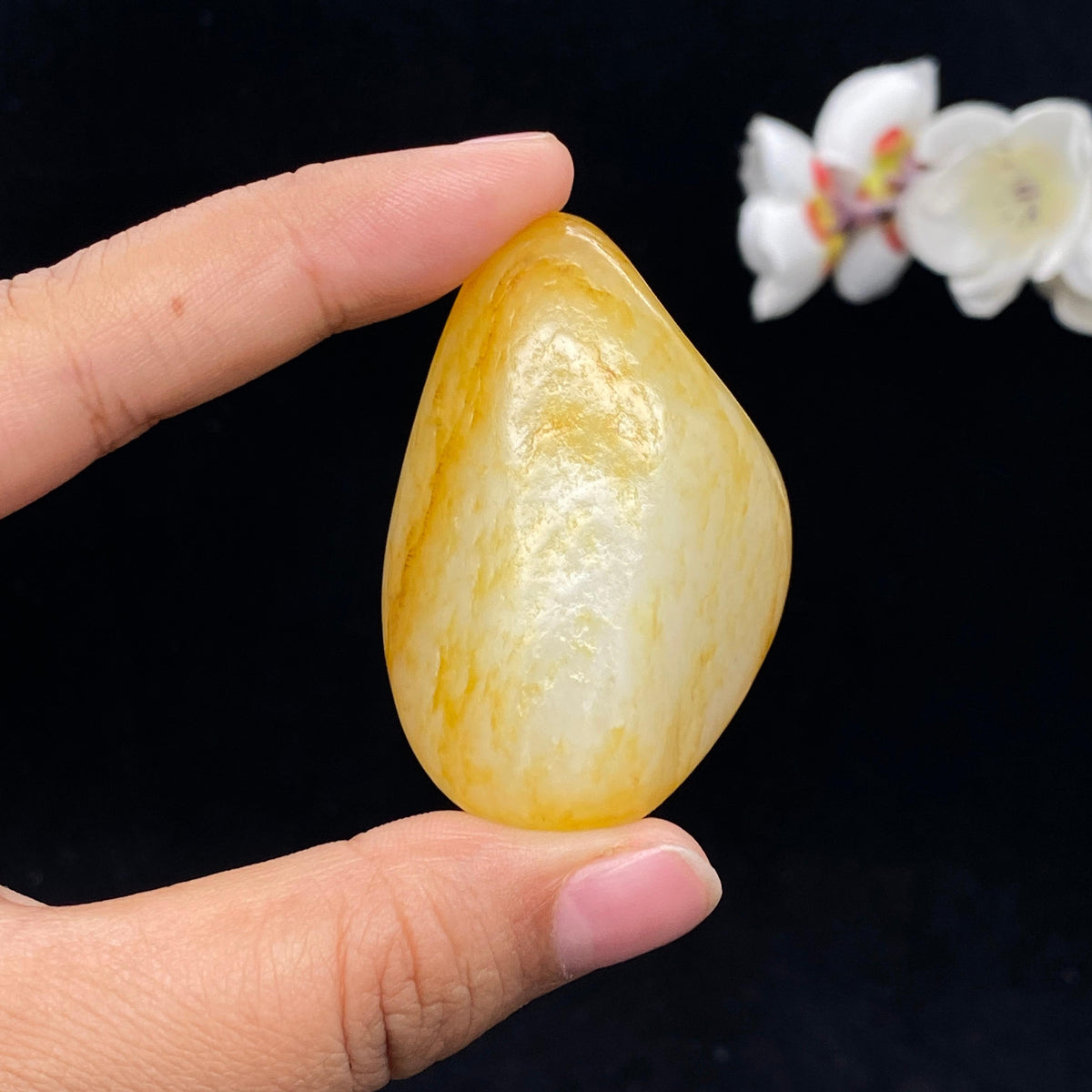 和田玉洒金皮籽料手把件（61.1g）