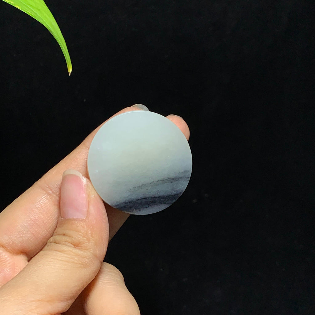 和田籽料青花圆形无事牌挂件（29.2g）
