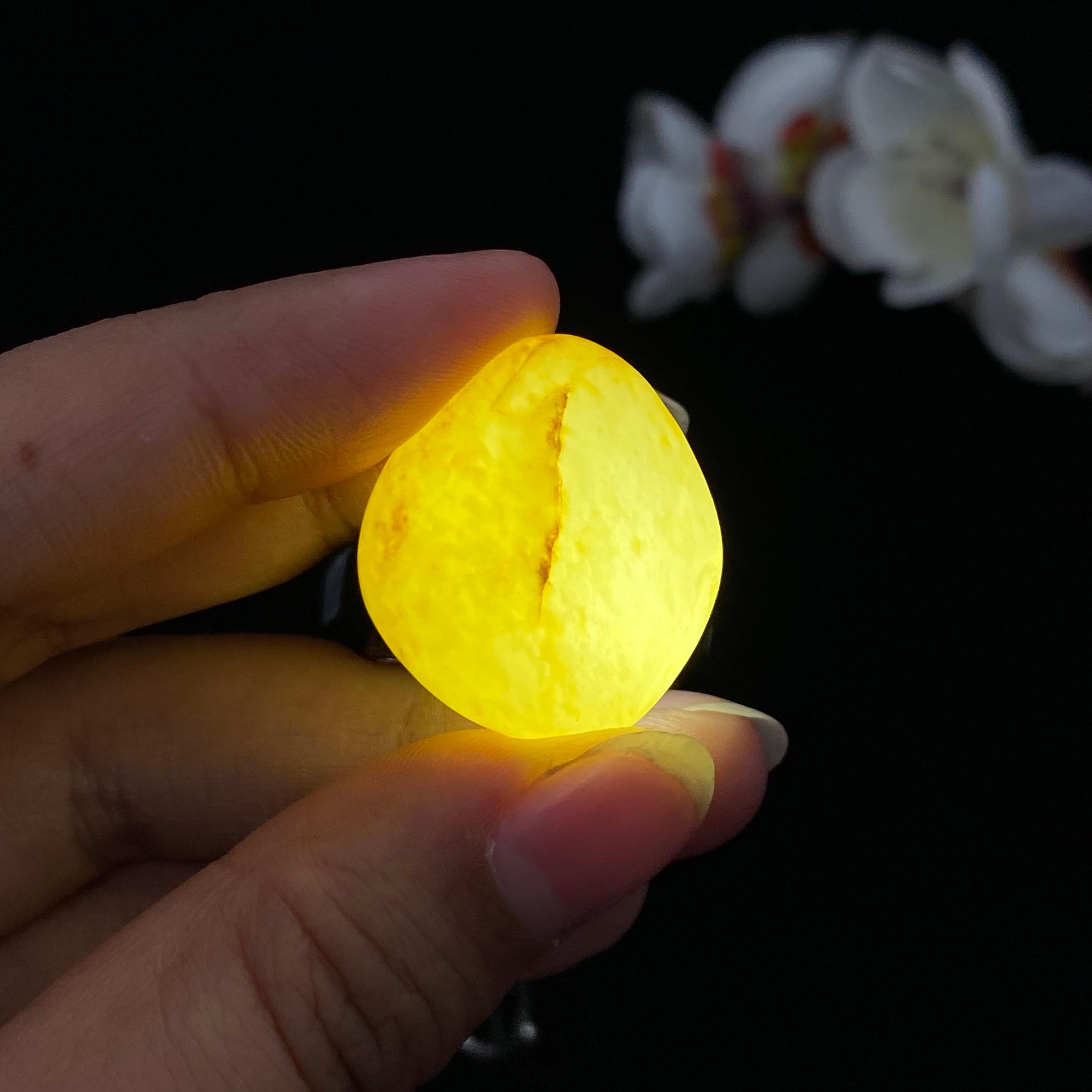 和田玉洒金皮籽料吊坠籽（19g）