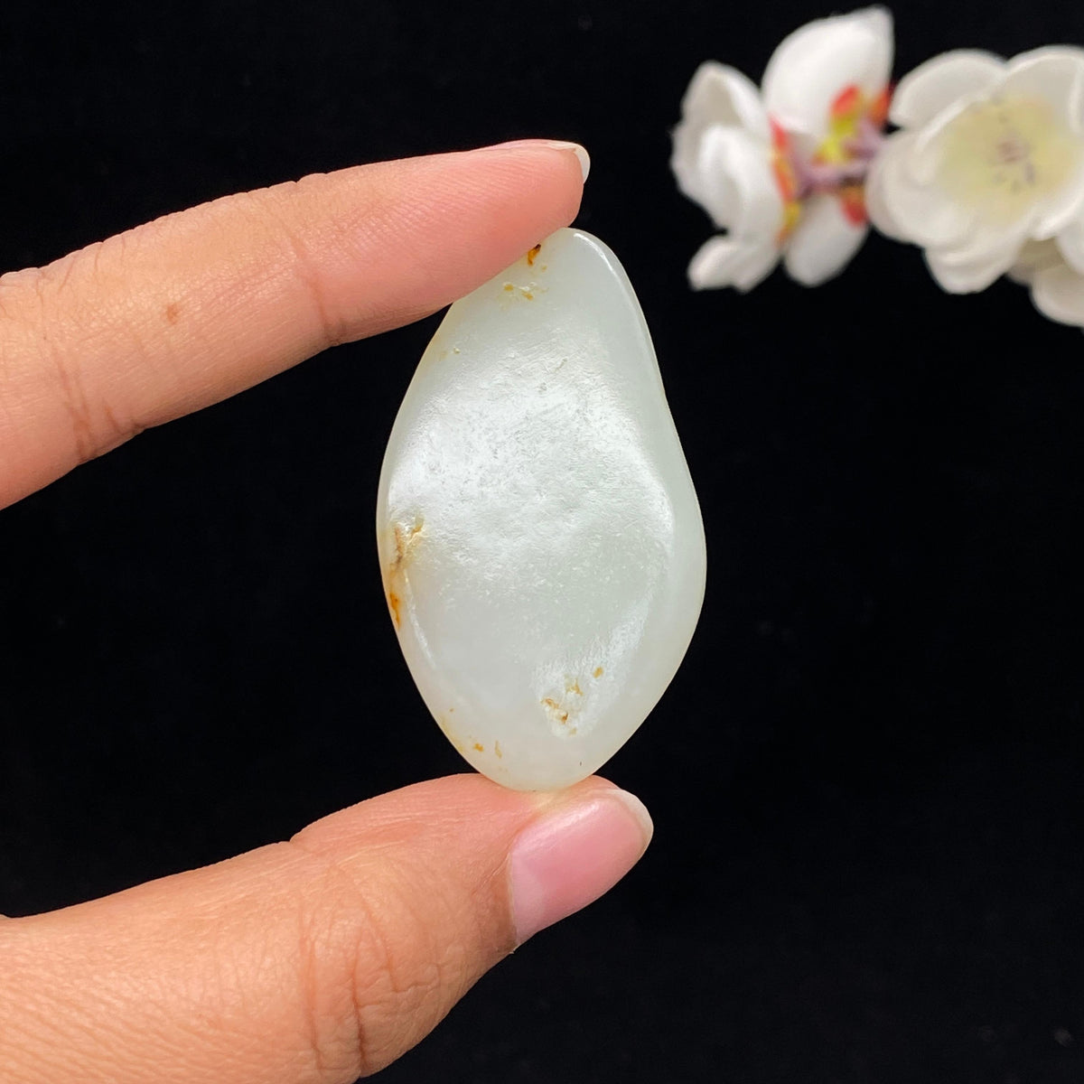 和田玉白玉带洒金皮籽料挂件（21.1g）