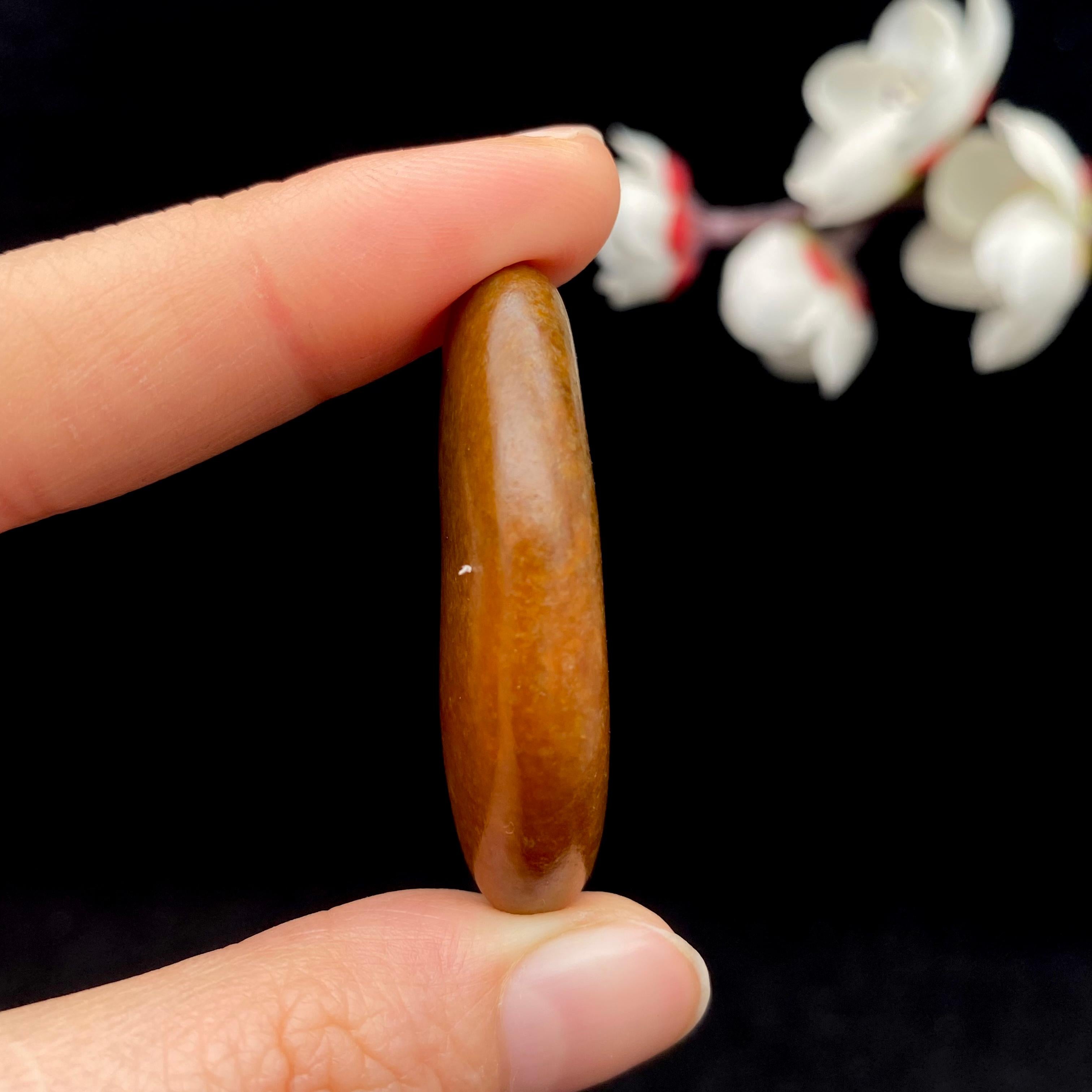 和田玉黄沁皮籽料（16g）