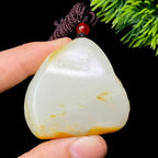 和田玉籽料观音（53.2g）