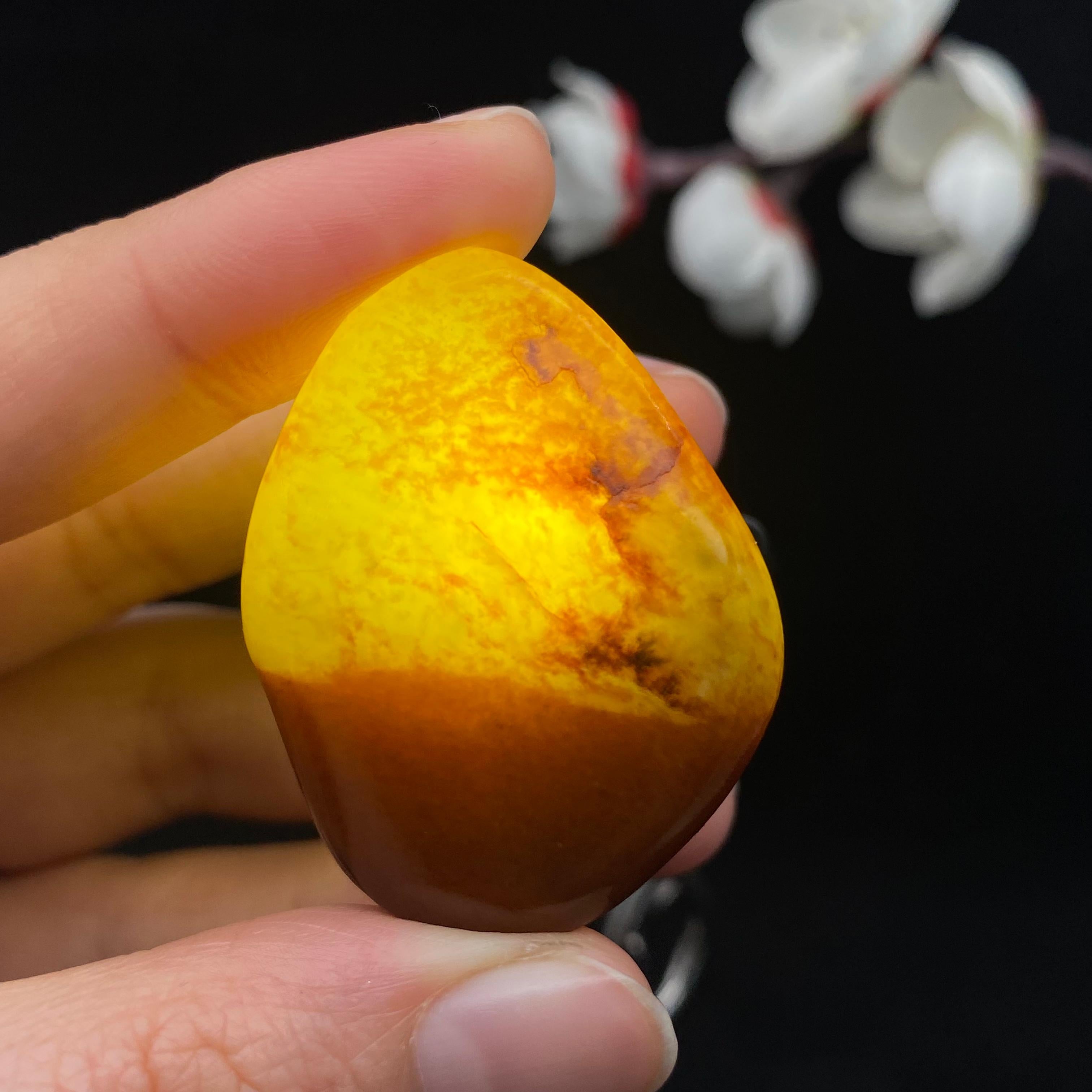 和田玉聚红皮籽料挂件（23.1g）