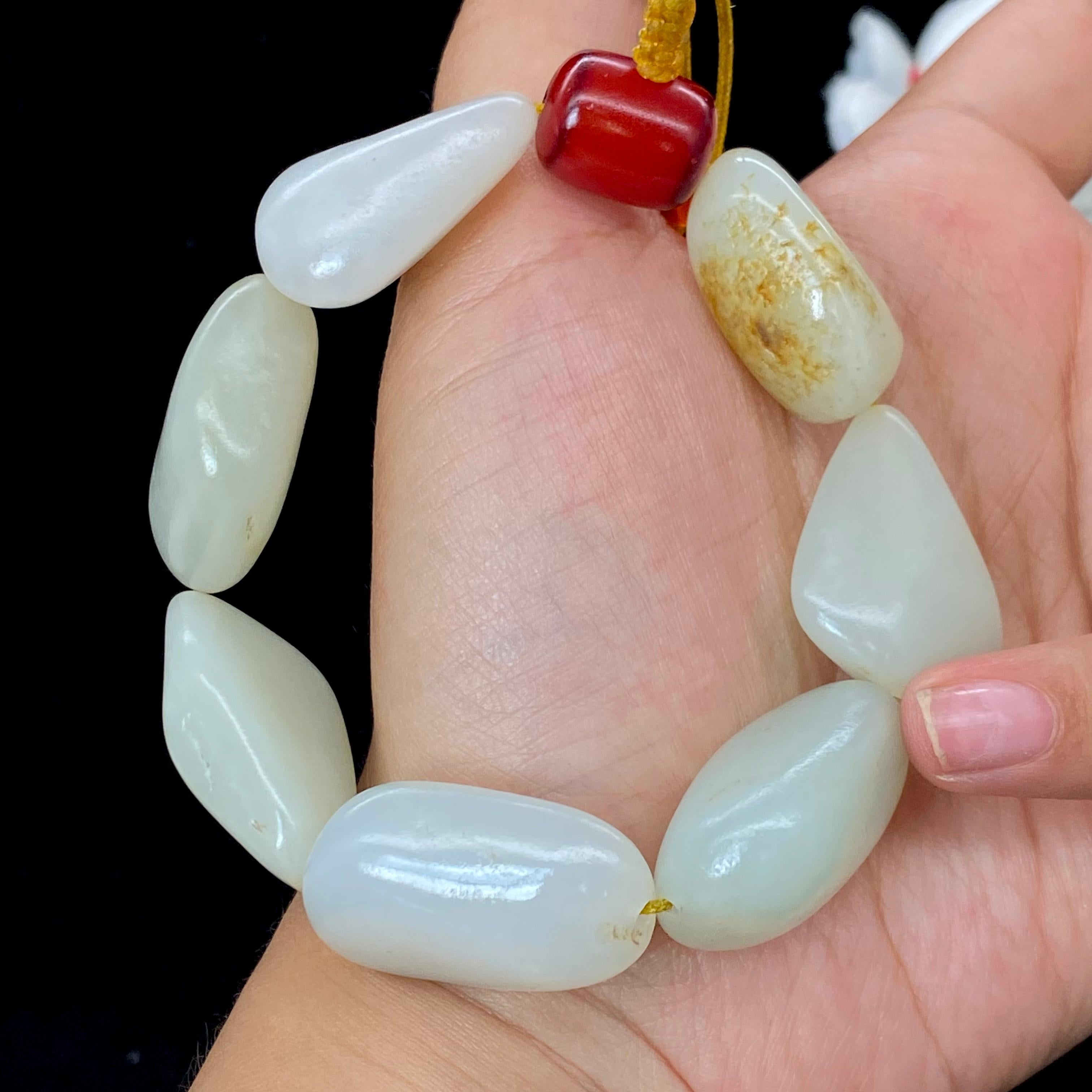 和田玉洒金皮籽料【精品手串】（79.6g）