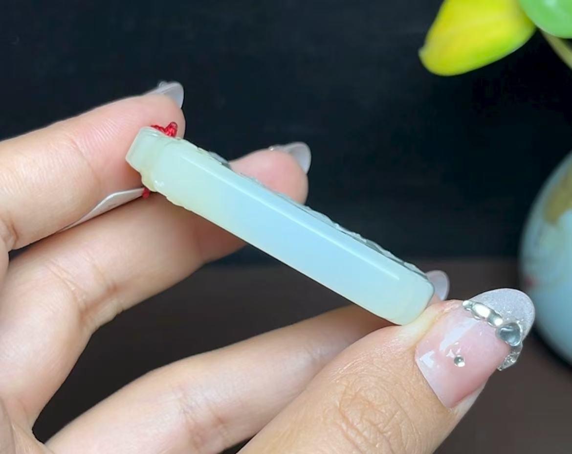和田玉且末糖羊脂玉生肖马马到成功（37.2g）