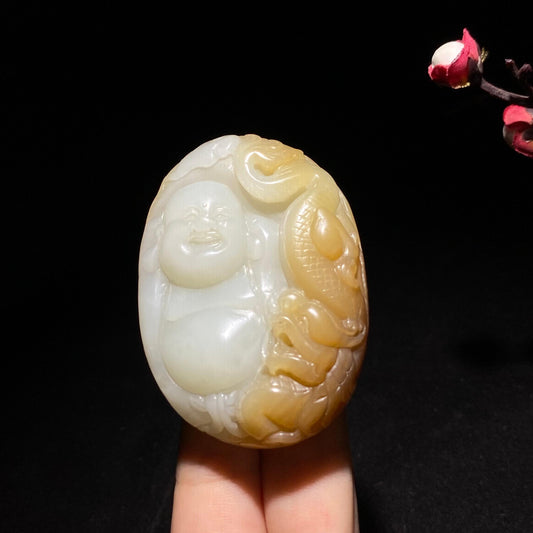 新疆且末糖白玉佛公手把件（83.5g）