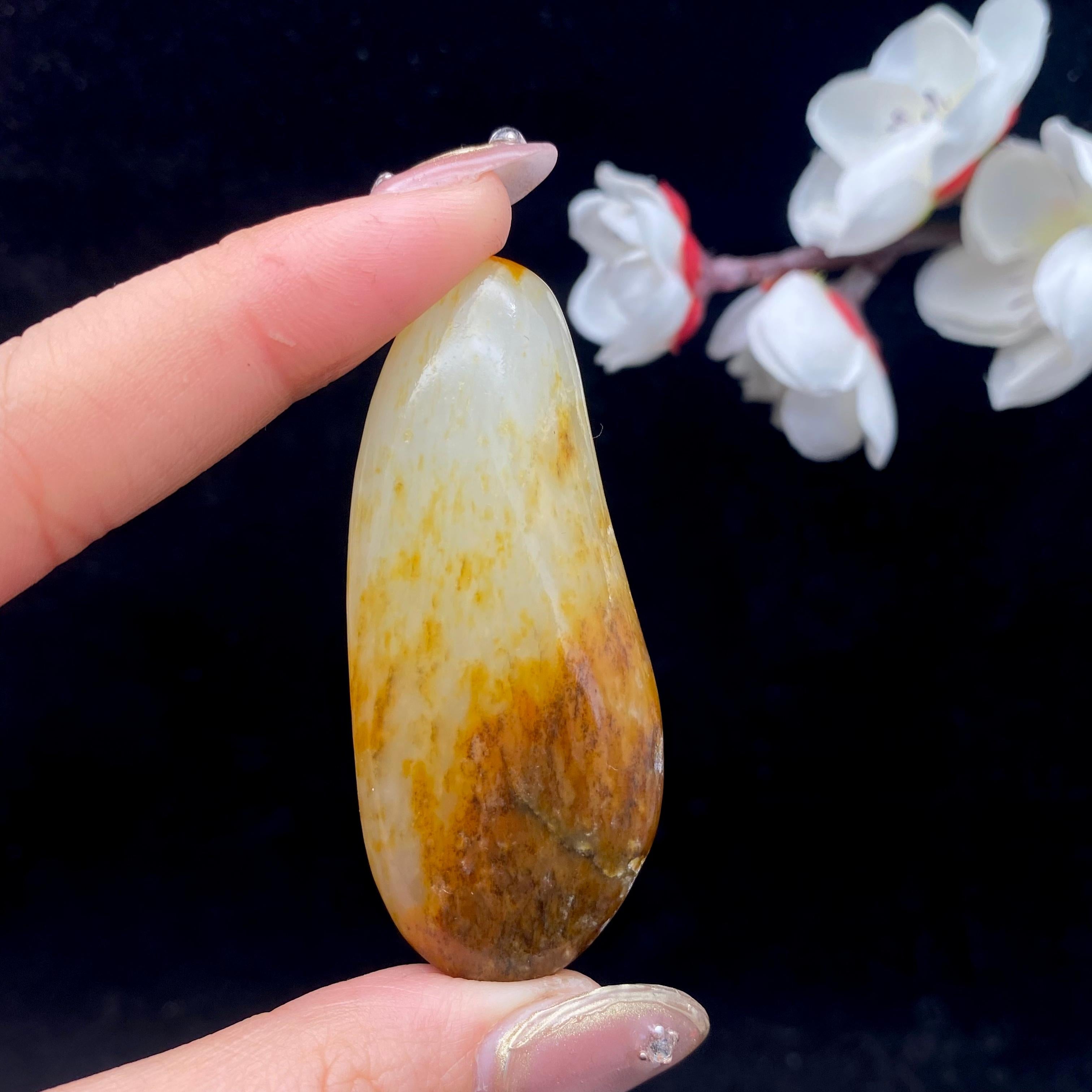 和田玉聚黄皮籽料原石（31.2g）