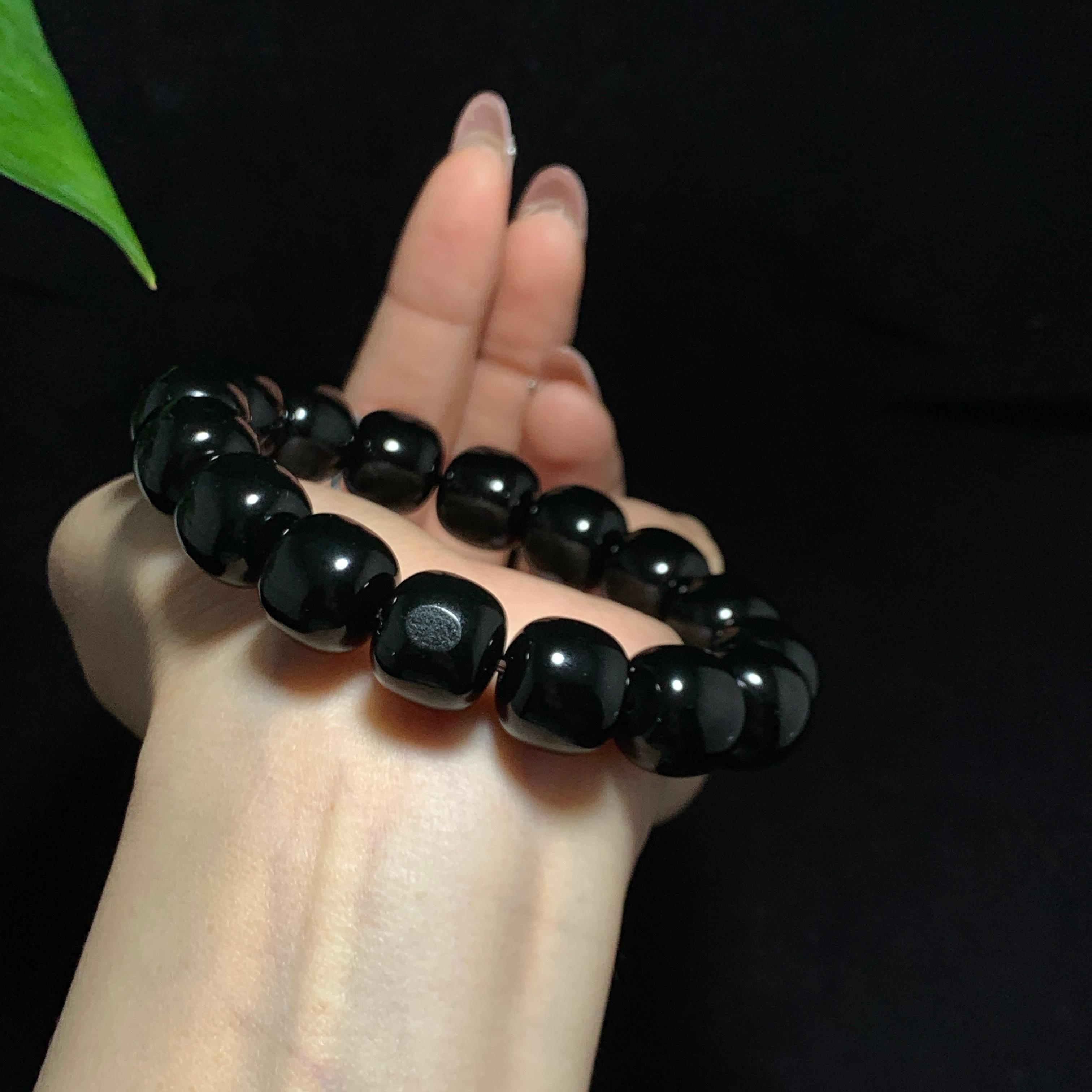 和田籽料黑青老型珠手串（77.0g）