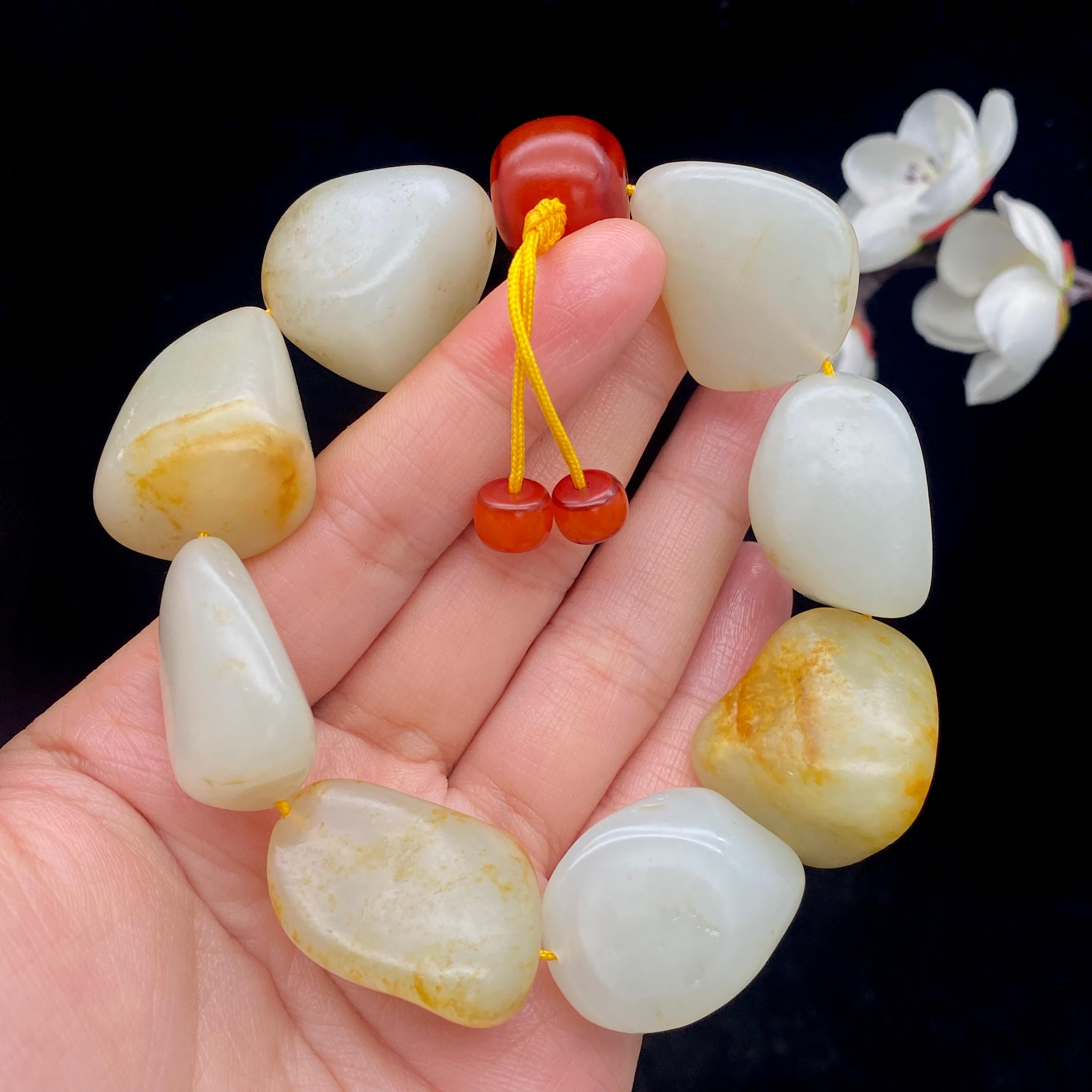和田玉洒金皮籽料【精品手串】（112.4g）