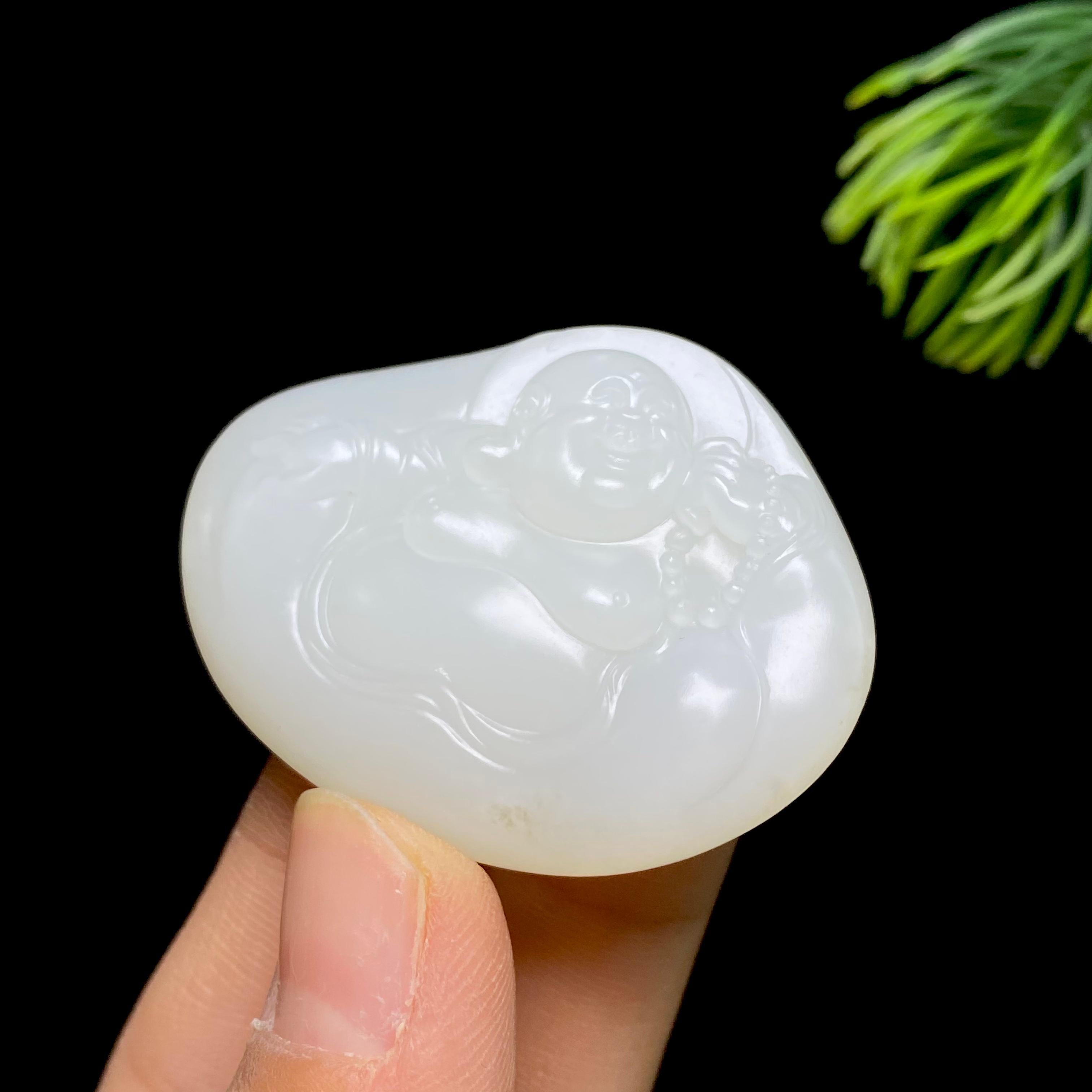 和田玉籽料佛公（31.9g）