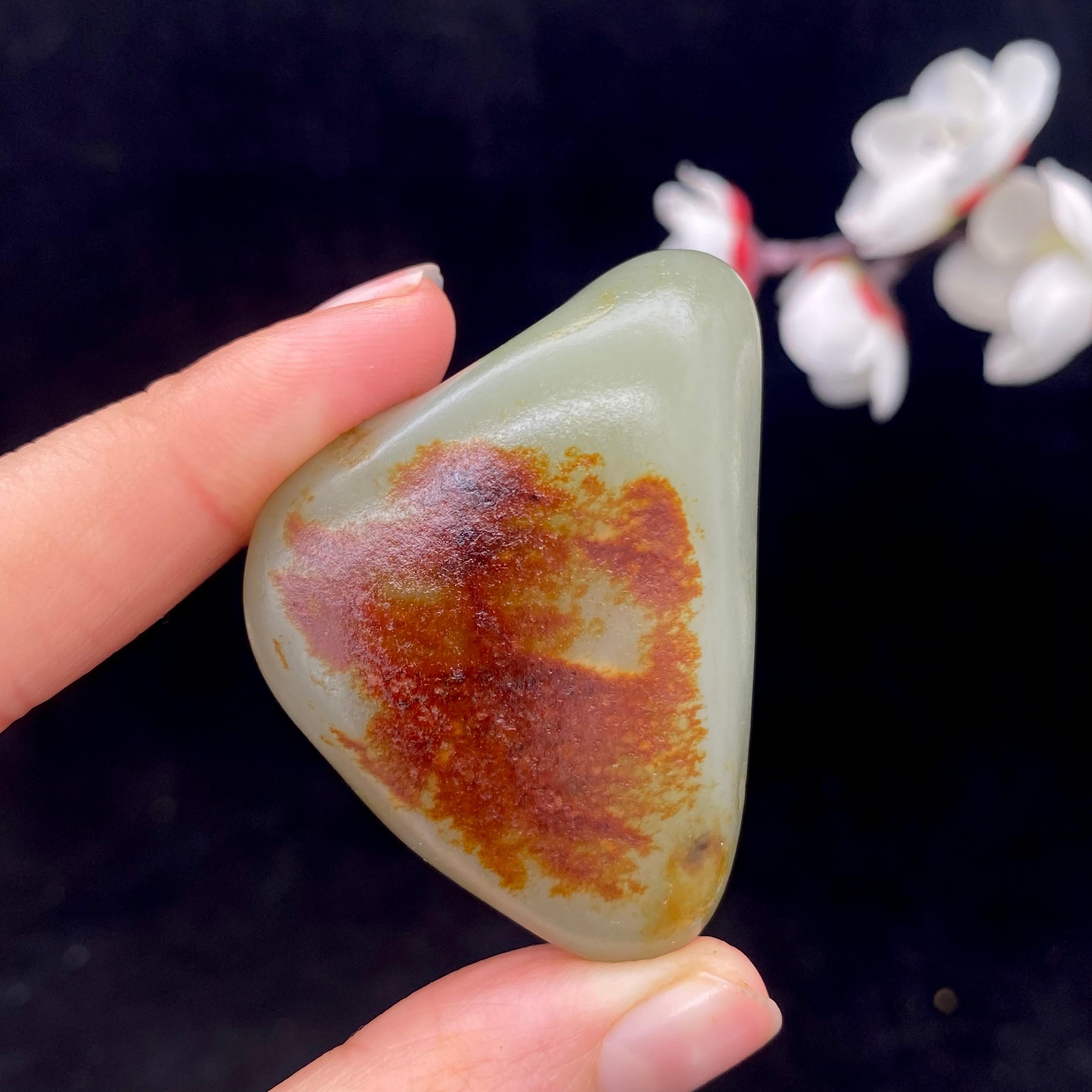 和田玉聚红皮籽料挂件（46.4g）