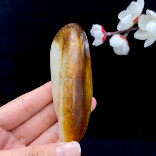 和田玉聚红皮籽料原石（216.5g）