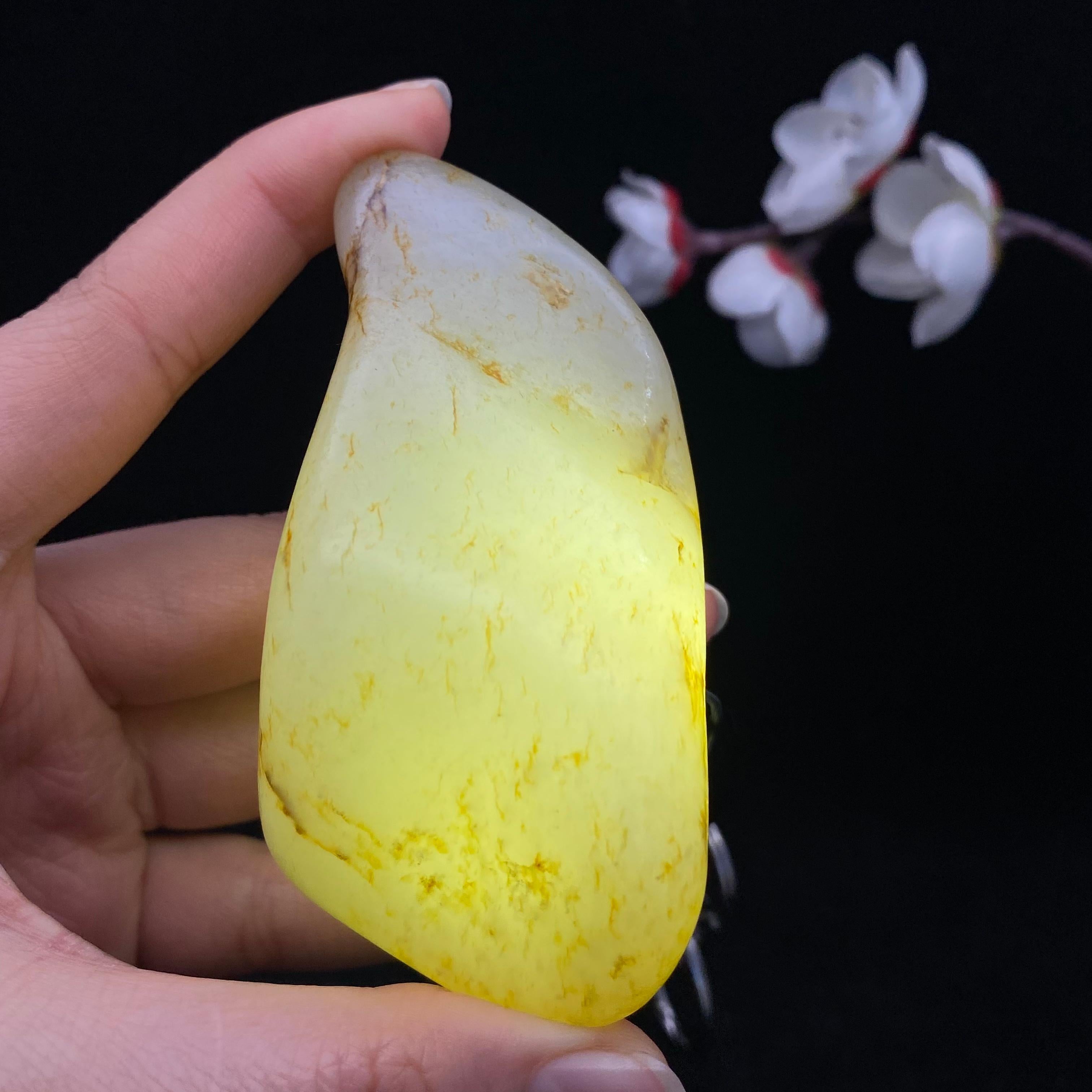 和田玉洒金皮籽料（150.3g）