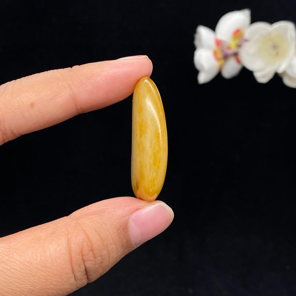 和田玉黄沁皮籽料（14.8g）