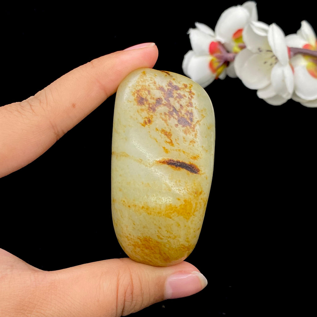和田玉洒红皮籽料手把件（163.7g）