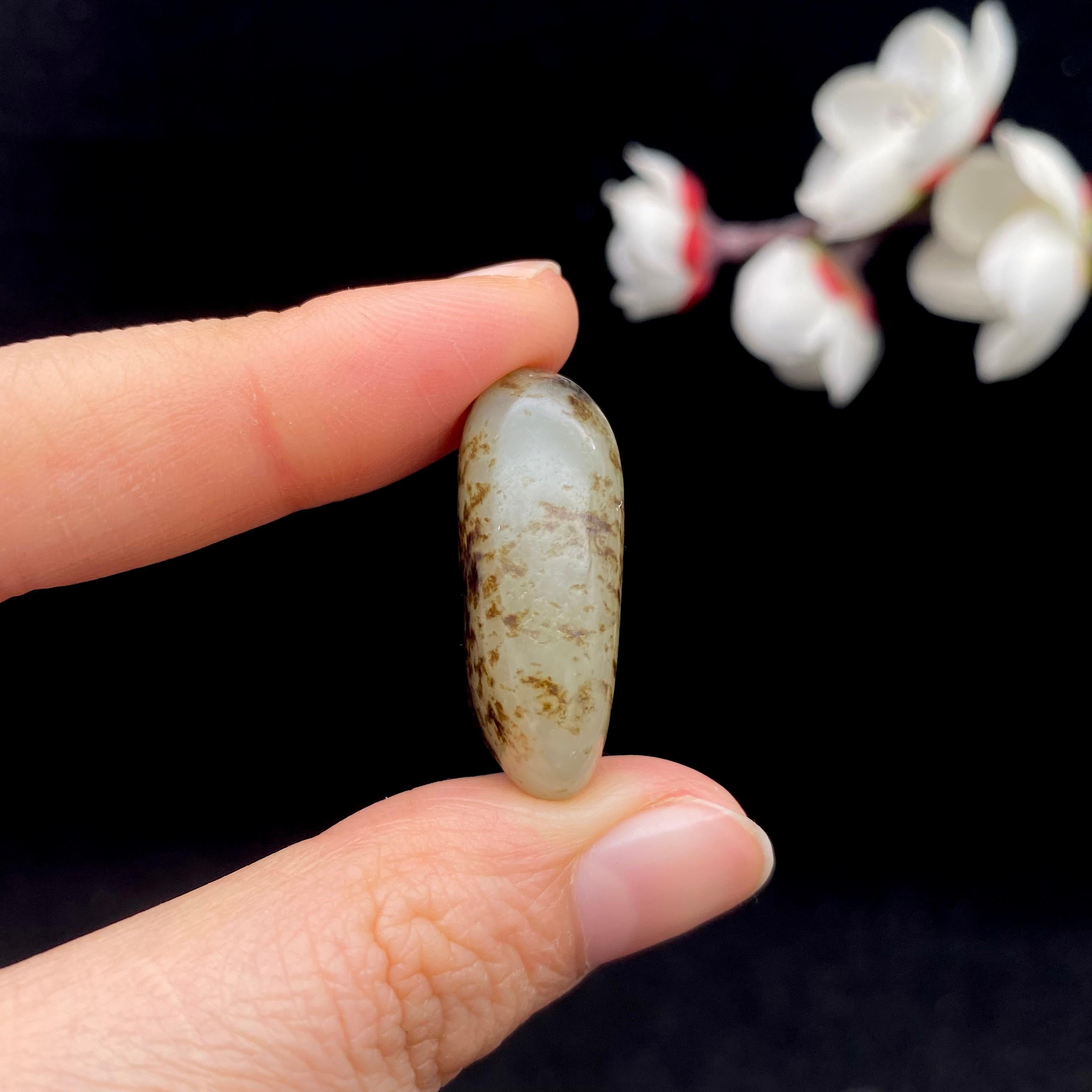 和田玉秋梨皮籽料（8.2g）