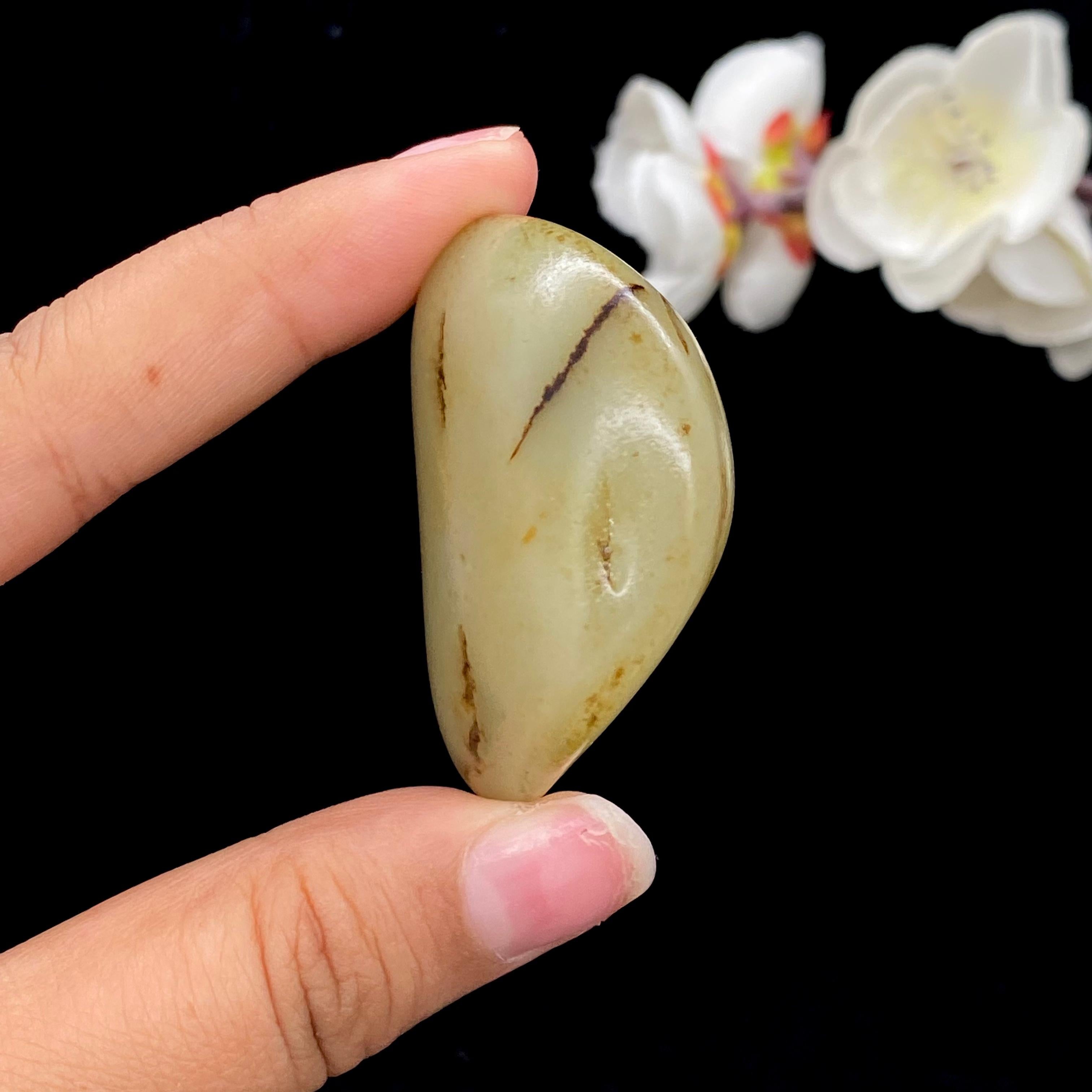和田玉秋梨皮籽料（62g）
