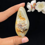 和田玉黄皮籽料手把件（108.7g）