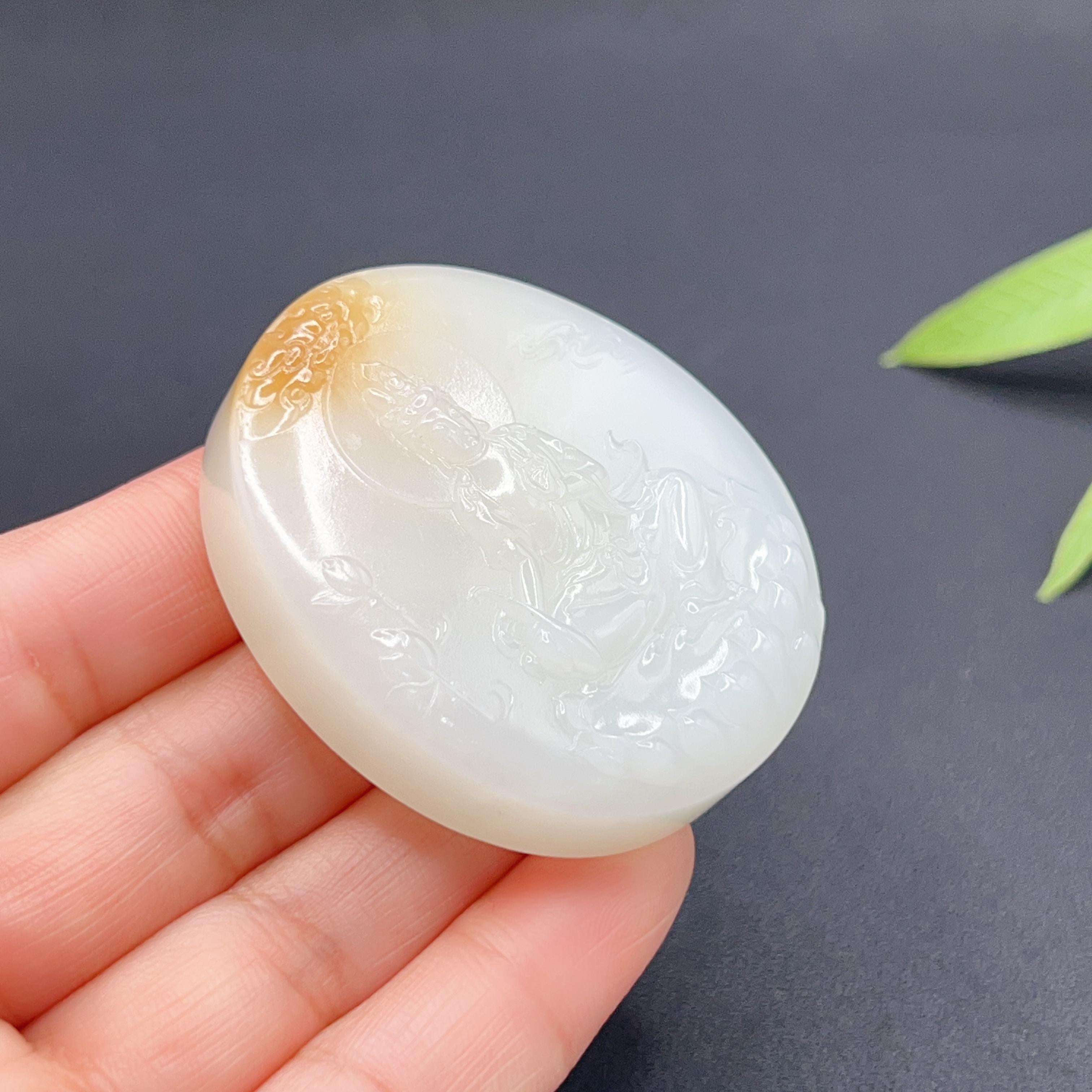 和田玉羊脂白玉观音玉牌（73.27g）