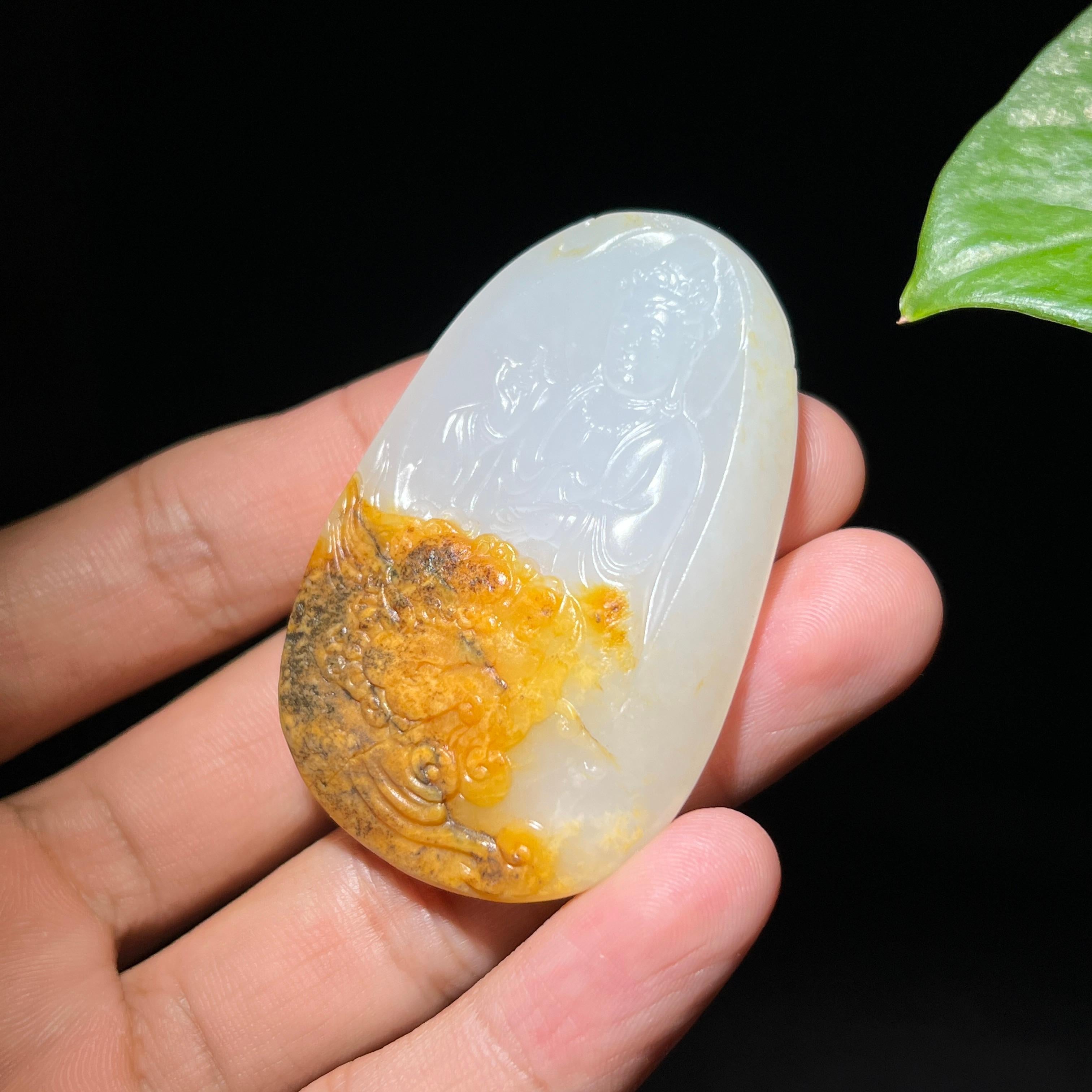 和田玉籽料黄沁皮文殊观音牌子（44.5g）