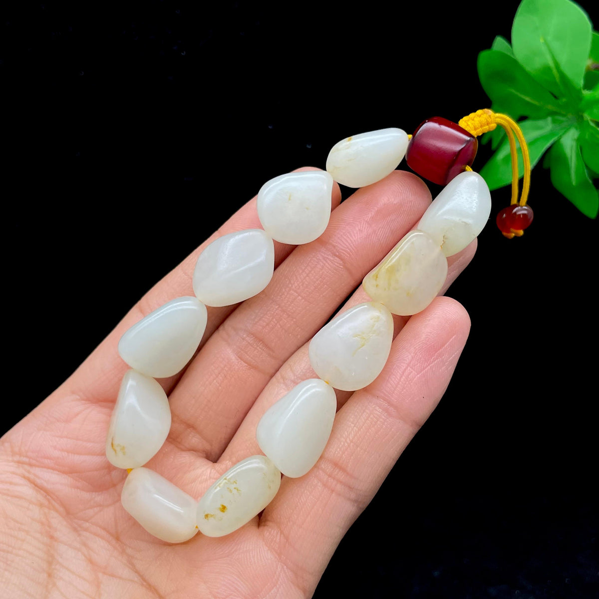 和田玉白玉带洒金皮籽料【精品手串】（44.6g）