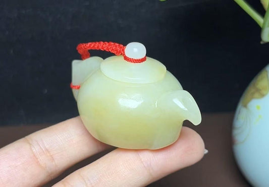 新疆和田玉且末料把把胡（50.2g）