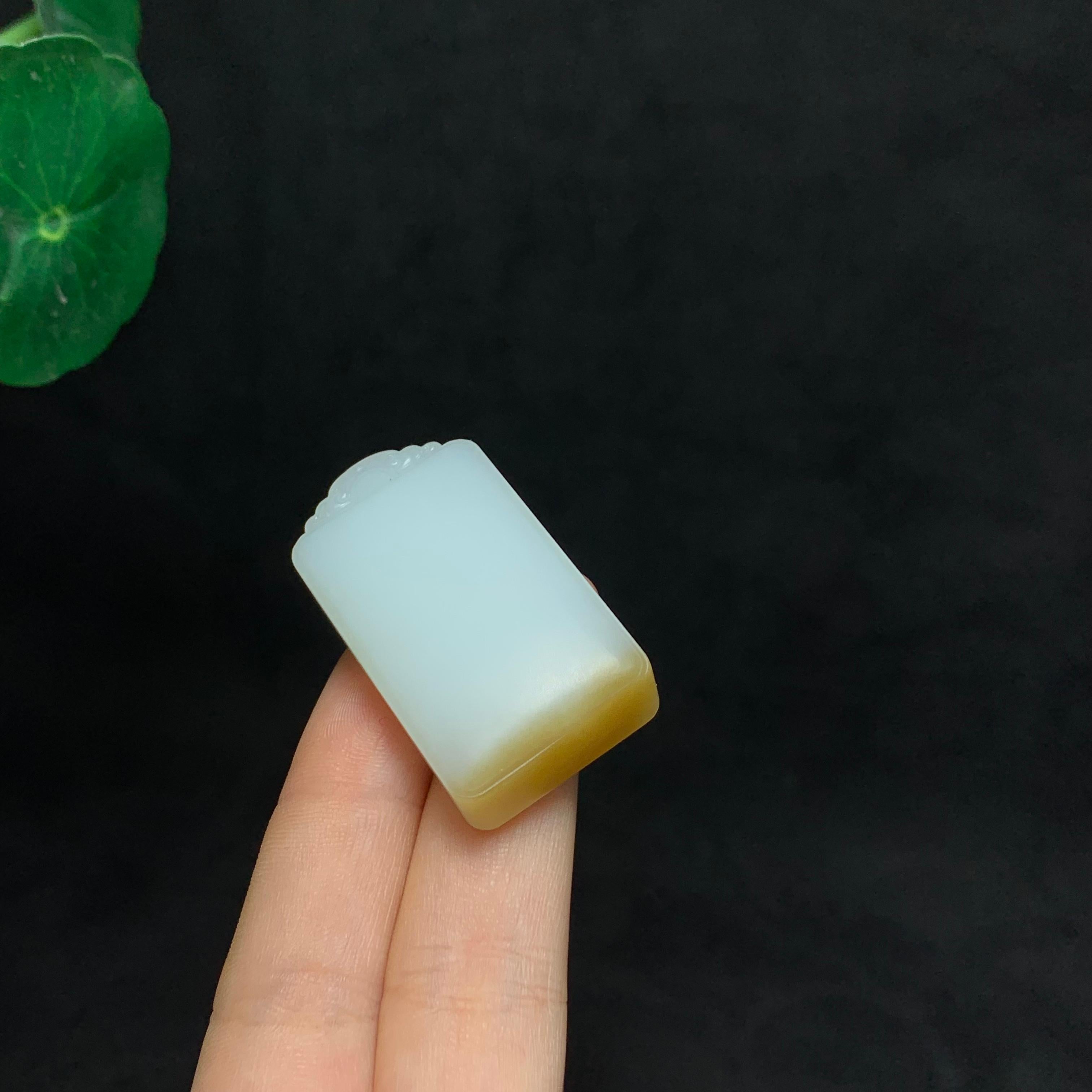 和田羊脂糖白玉无事牌（32.5g）