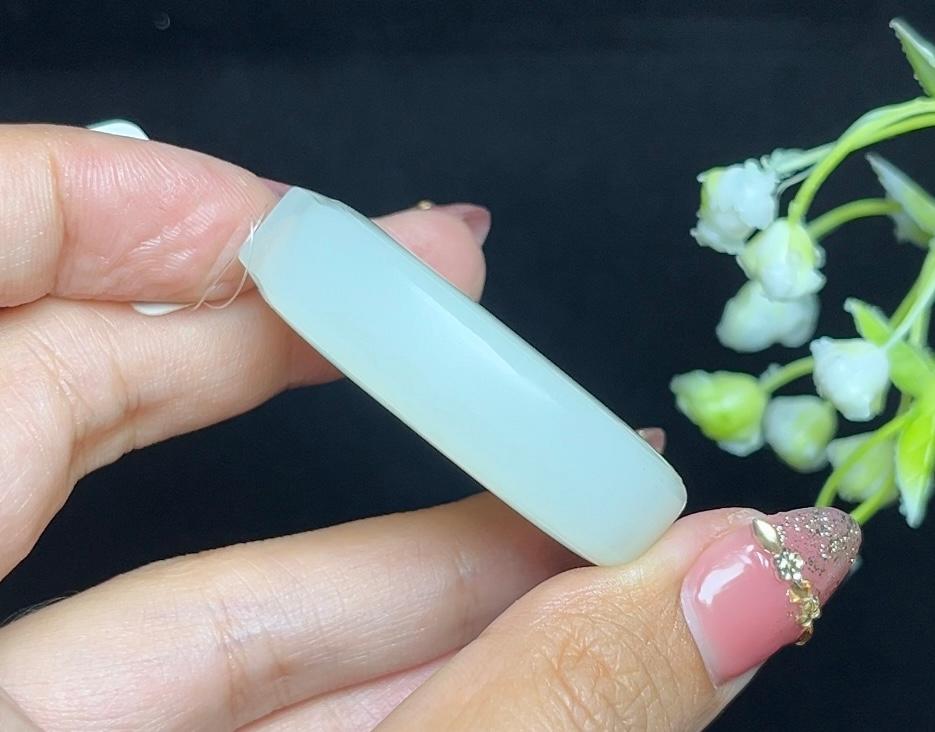 和田玉平安无事牌（42.2g）