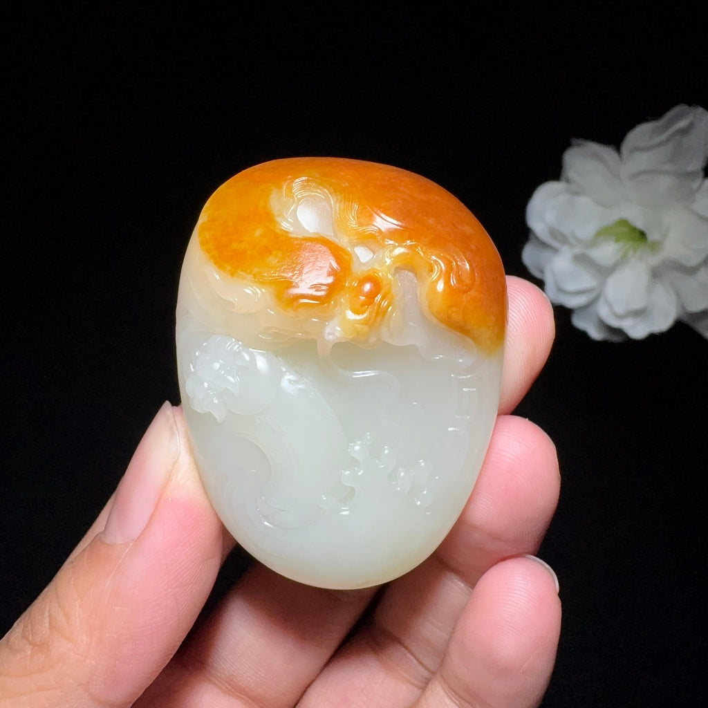 和田玉籽料挂件龙行天下（49.0g）