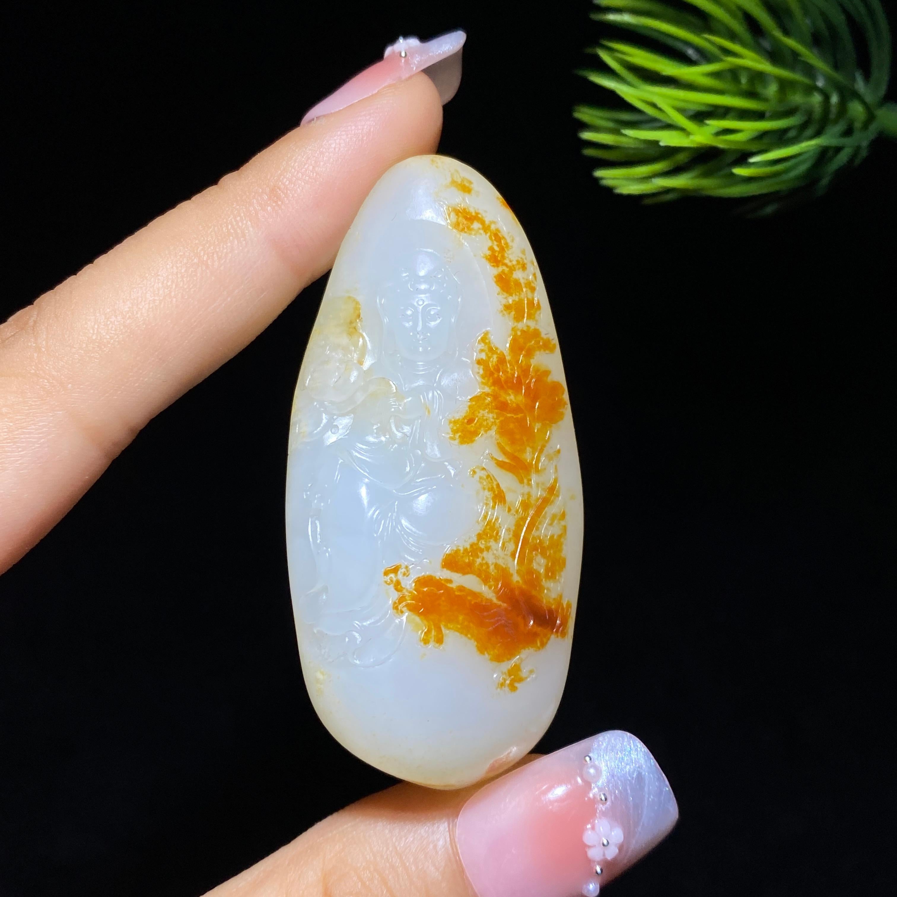 和田玉籽料观音（42.0g）