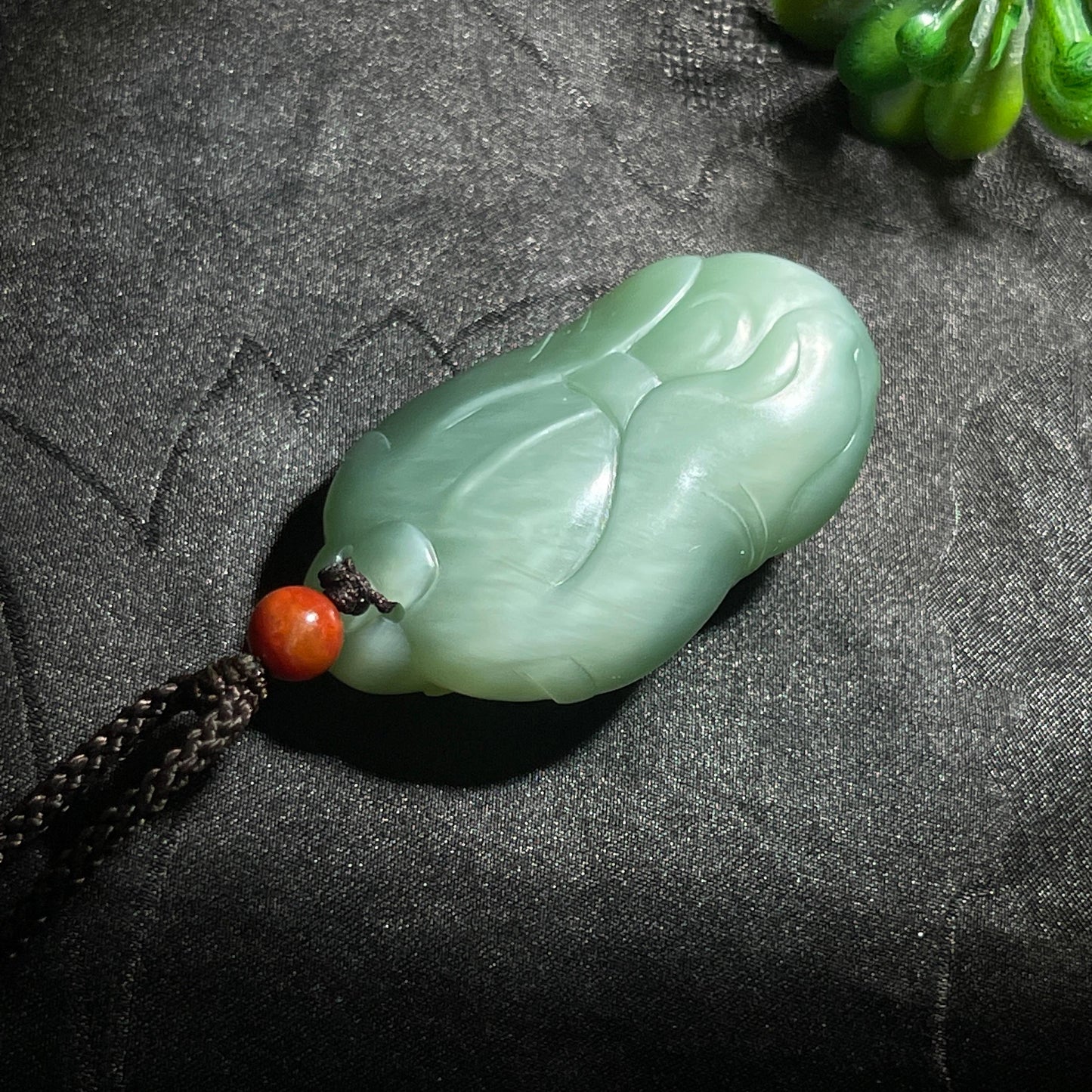 和田玉碧玉粉青猫眼佛公（15.3g）