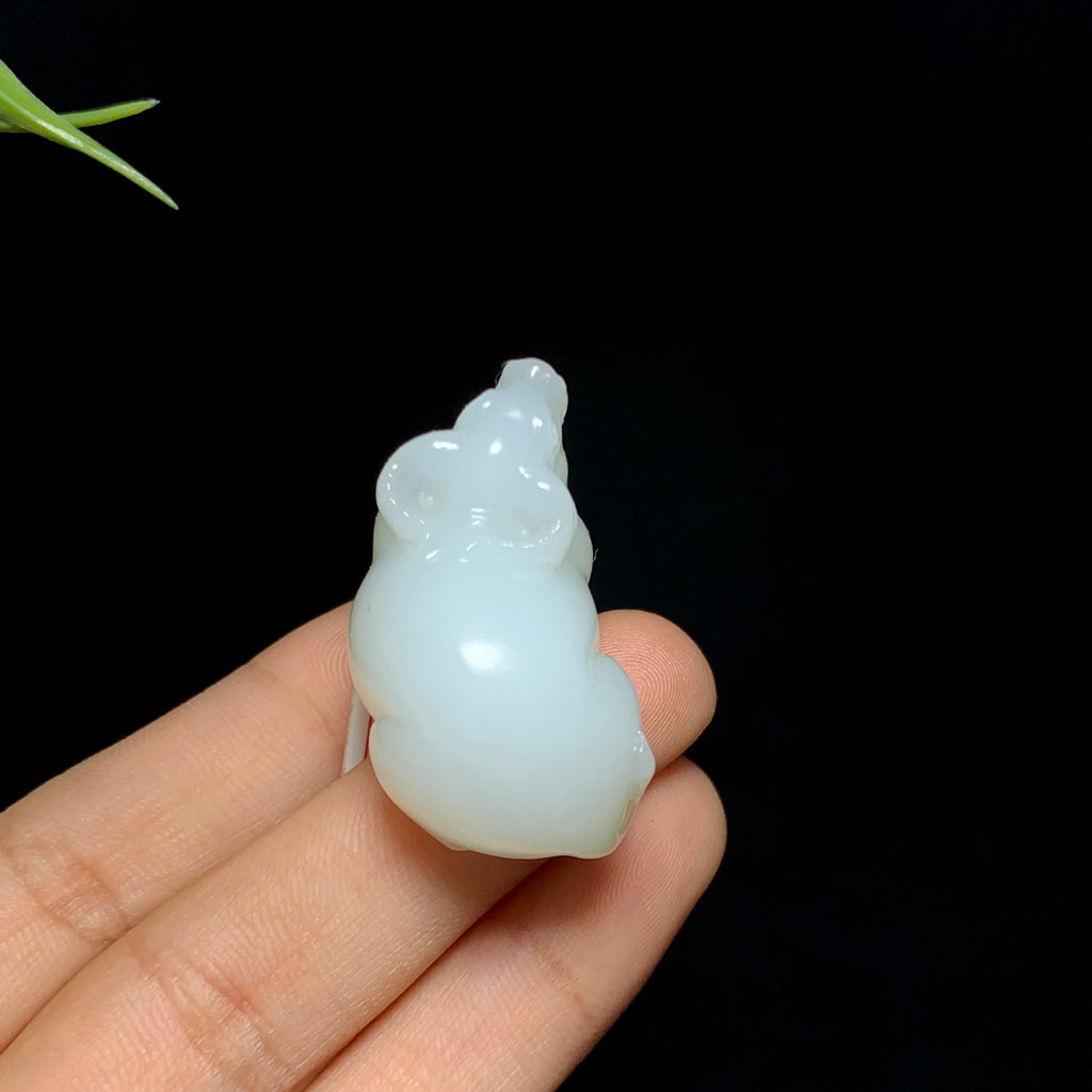 和田山料白玉生肖立体牛（g）