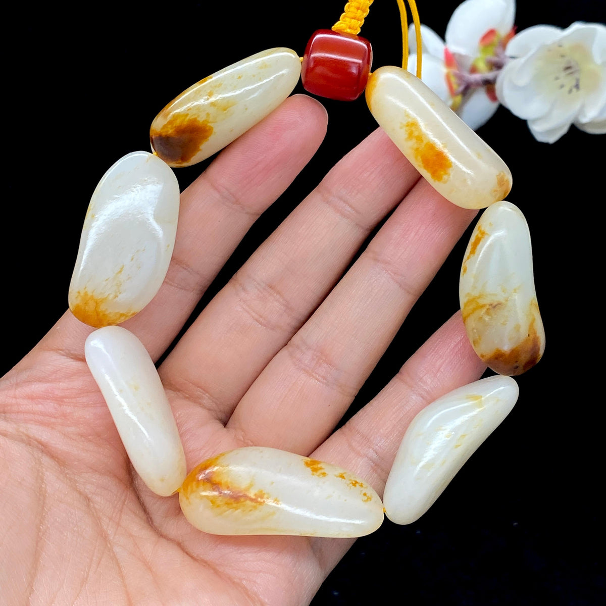 和田玉洒金皮籽料【精品手串】（92.4g）