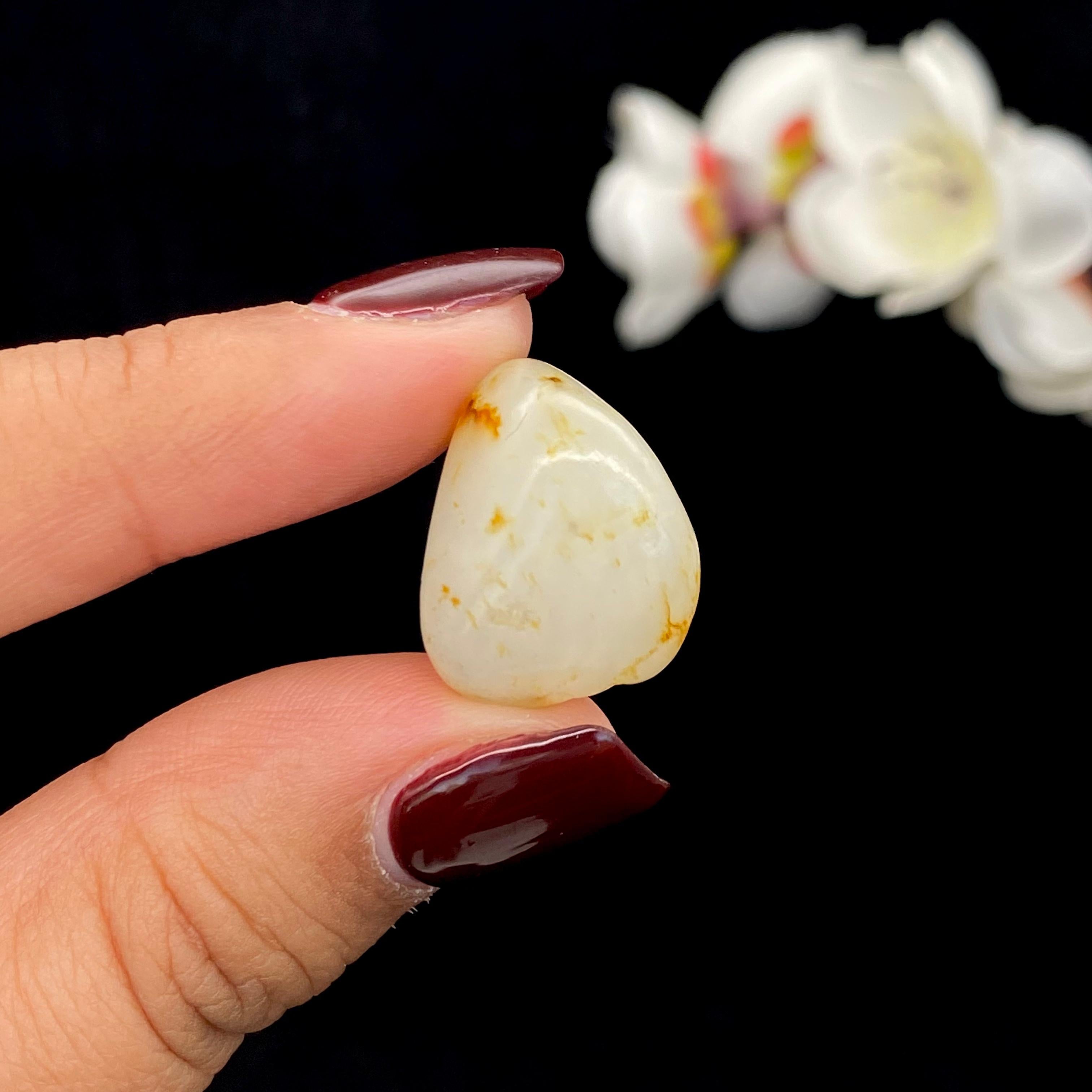 和田玉洒金皮籽料原石(5.3g)