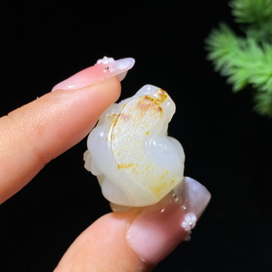和田玉籽料貔貅（12.5g）