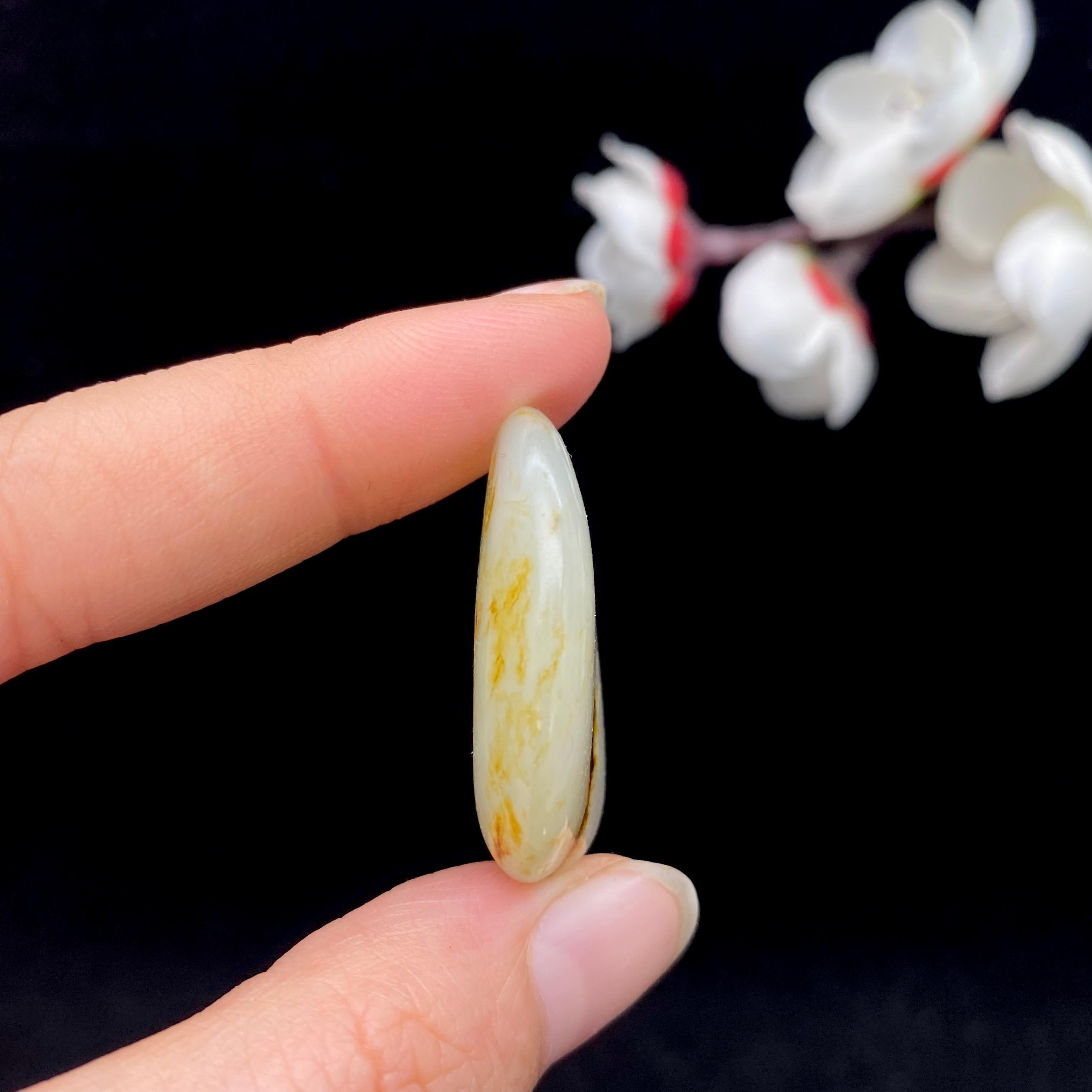 和田玉洒金皮籽料（12.3g）