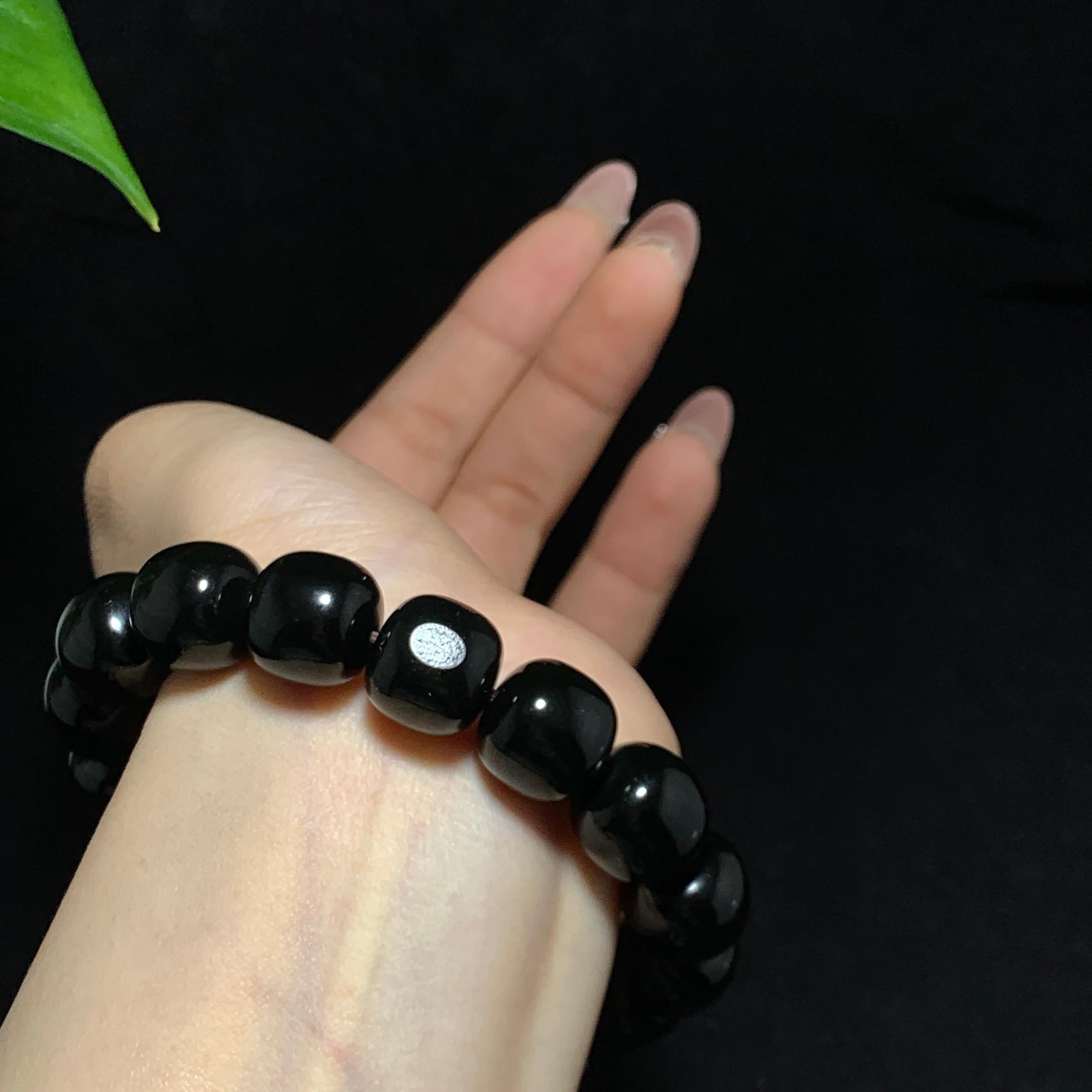 和田籽料黑青老型珠手串（77.0g）