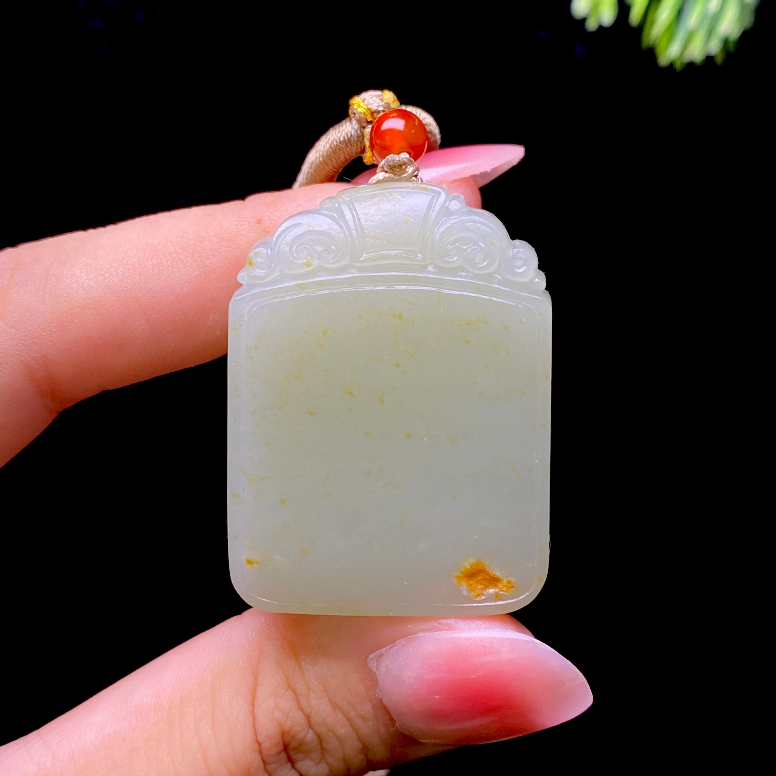 和田玉籽料无事牌（28.0g）