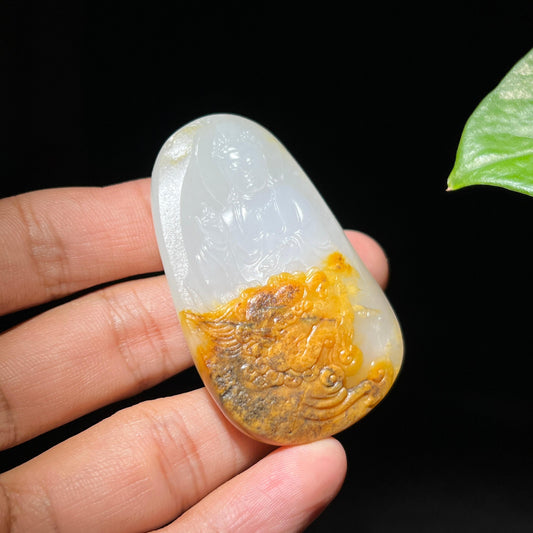 和田玉籽料黄沁皮文殊观音牌子（44.5g）
