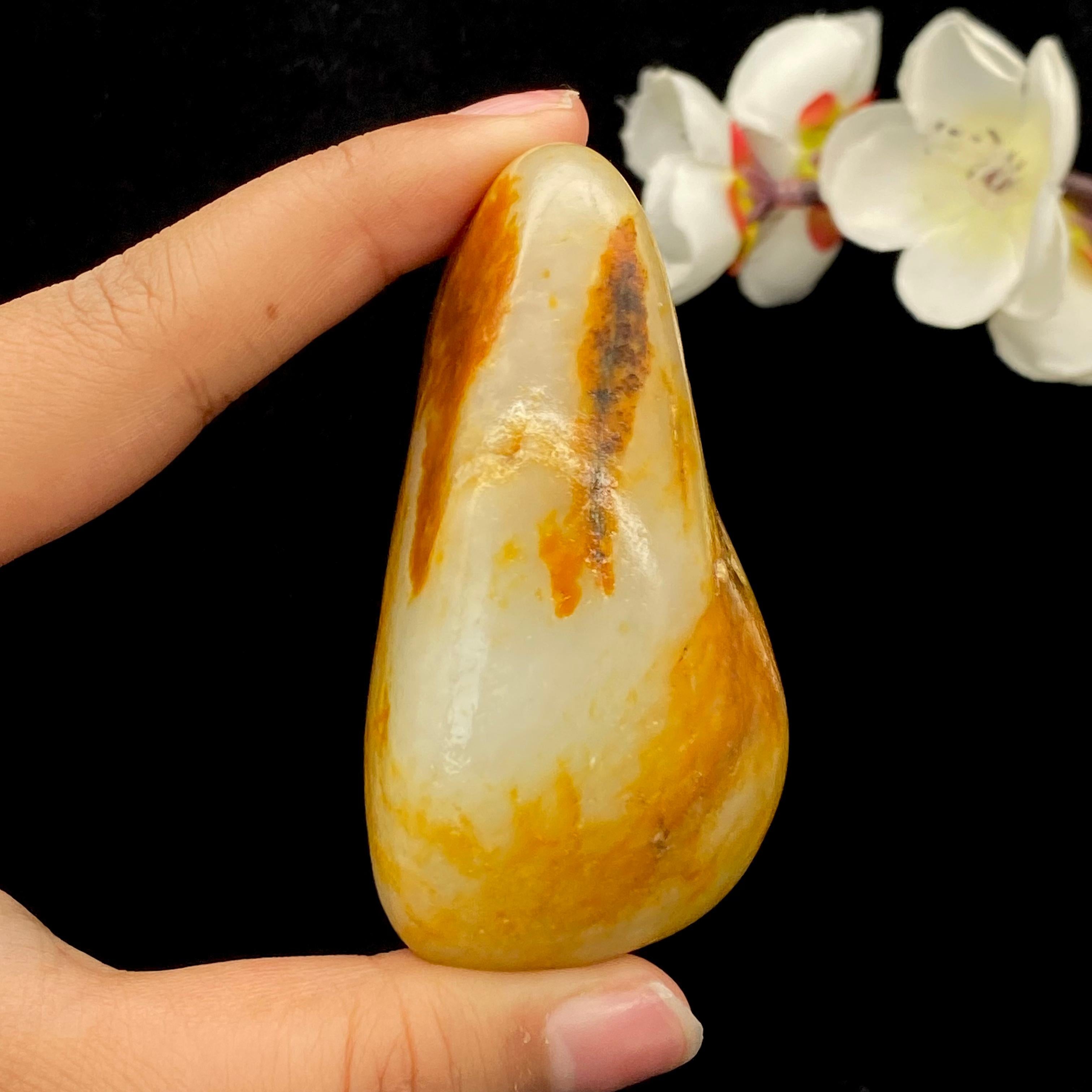 和田玉籽料龙龟（30.6g） – 厚德载玉