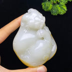 和田玉籽料貔貅把件（236.8g）
