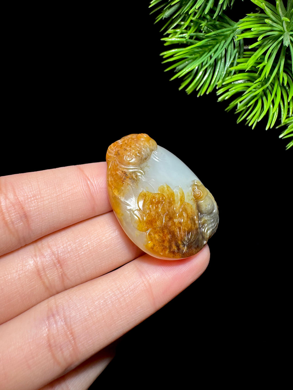 和田玉籽料连年有余（22.7g）