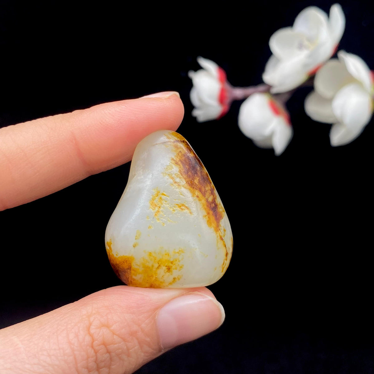 和田玉红皮籽料（15.3g）