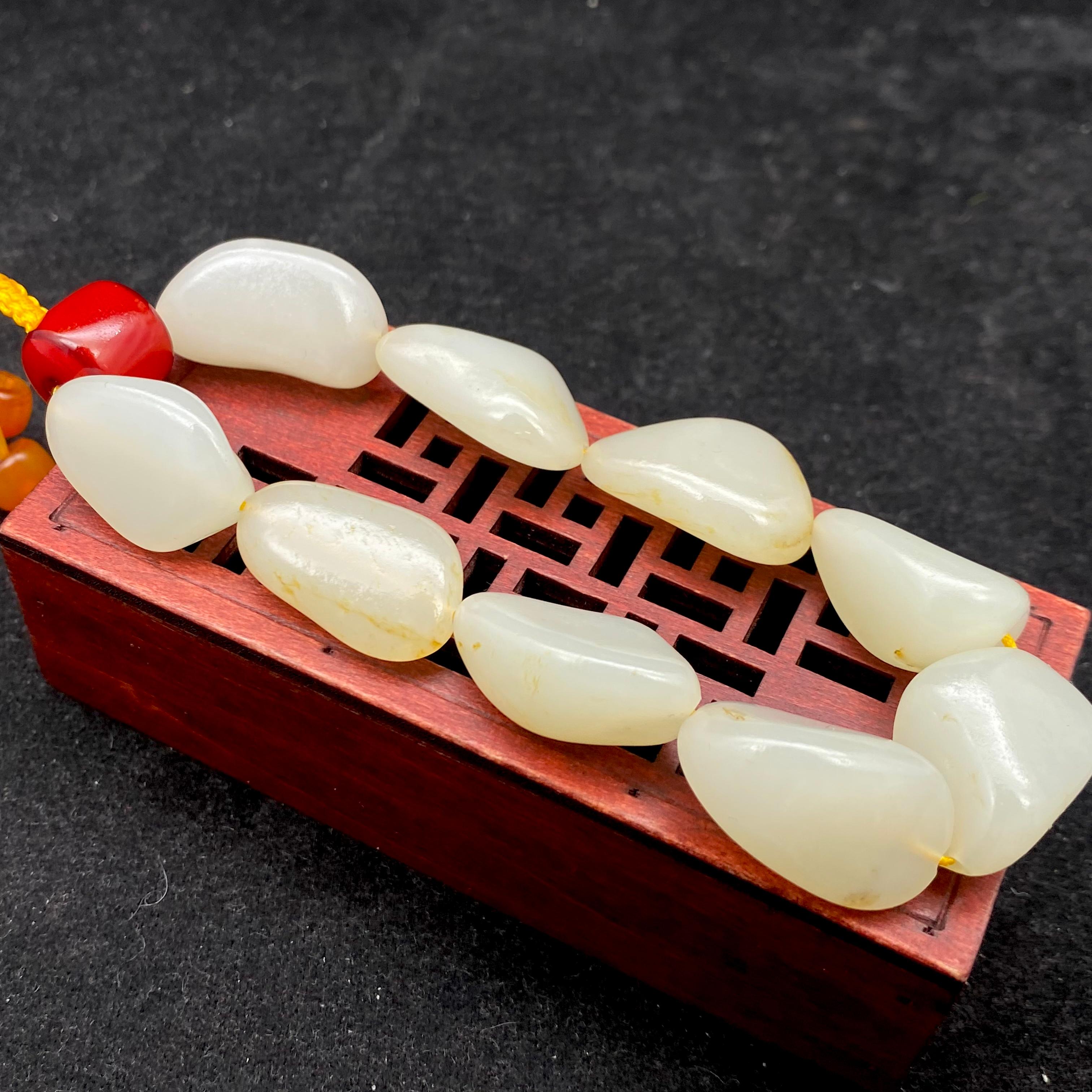 和田玉洒金皮【精品手串】（50g）