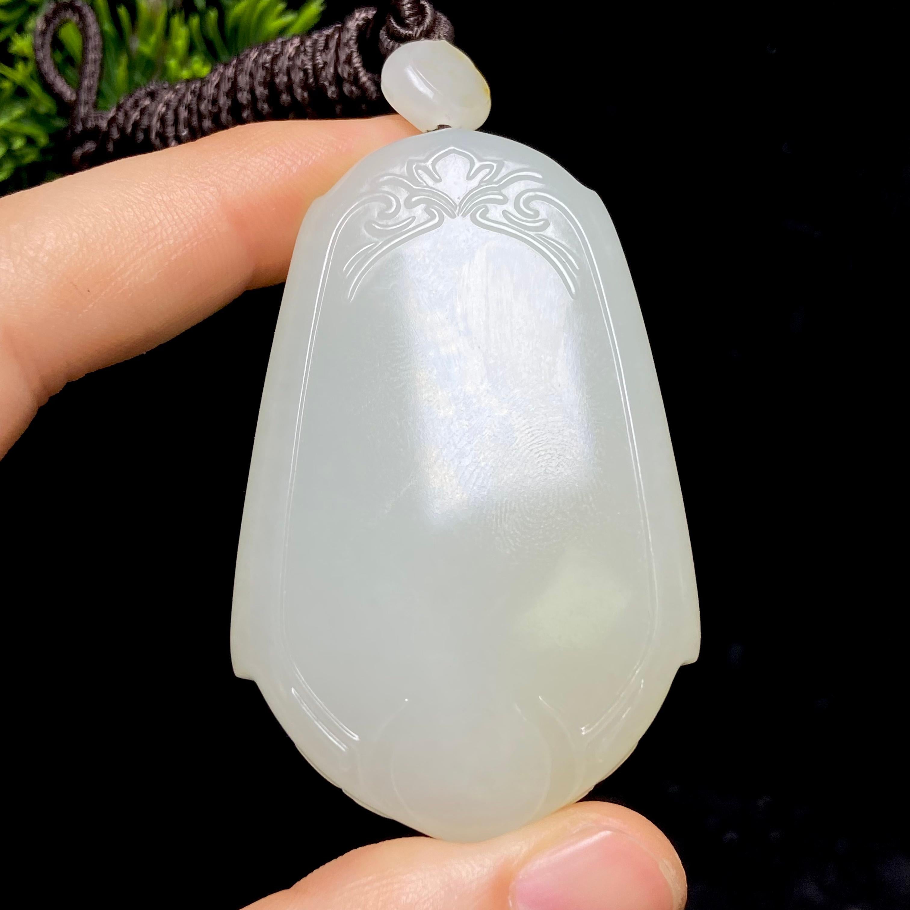 和田玉籽料仿古无事牌（58.0g）
