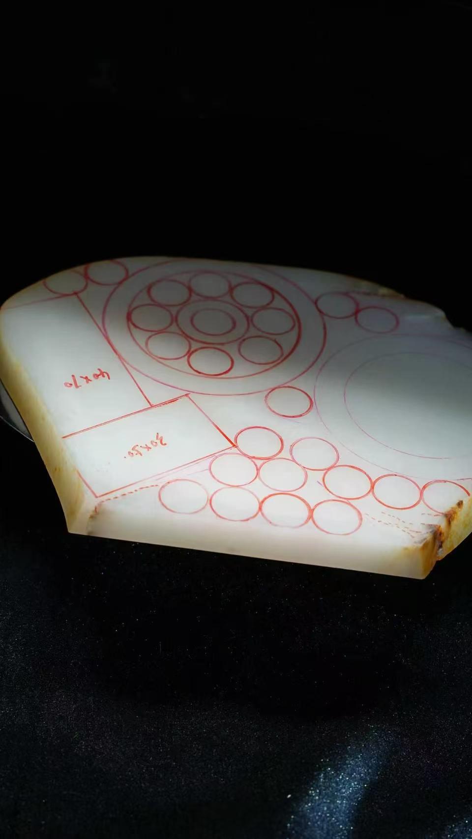 和田玉洒金皮籽料切板料（997g）