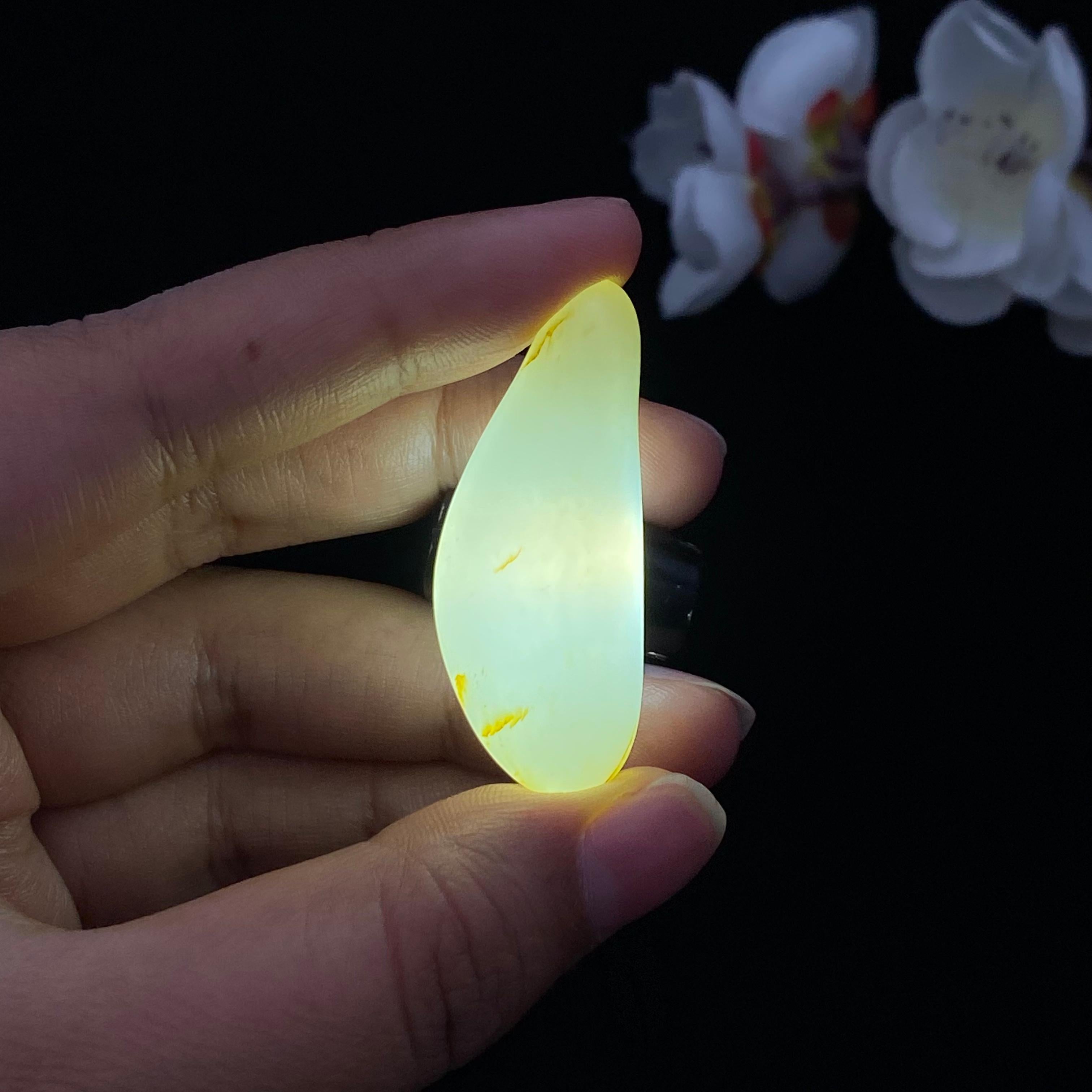 和田玉洒金皮籽料吊坠籽（14.9g）